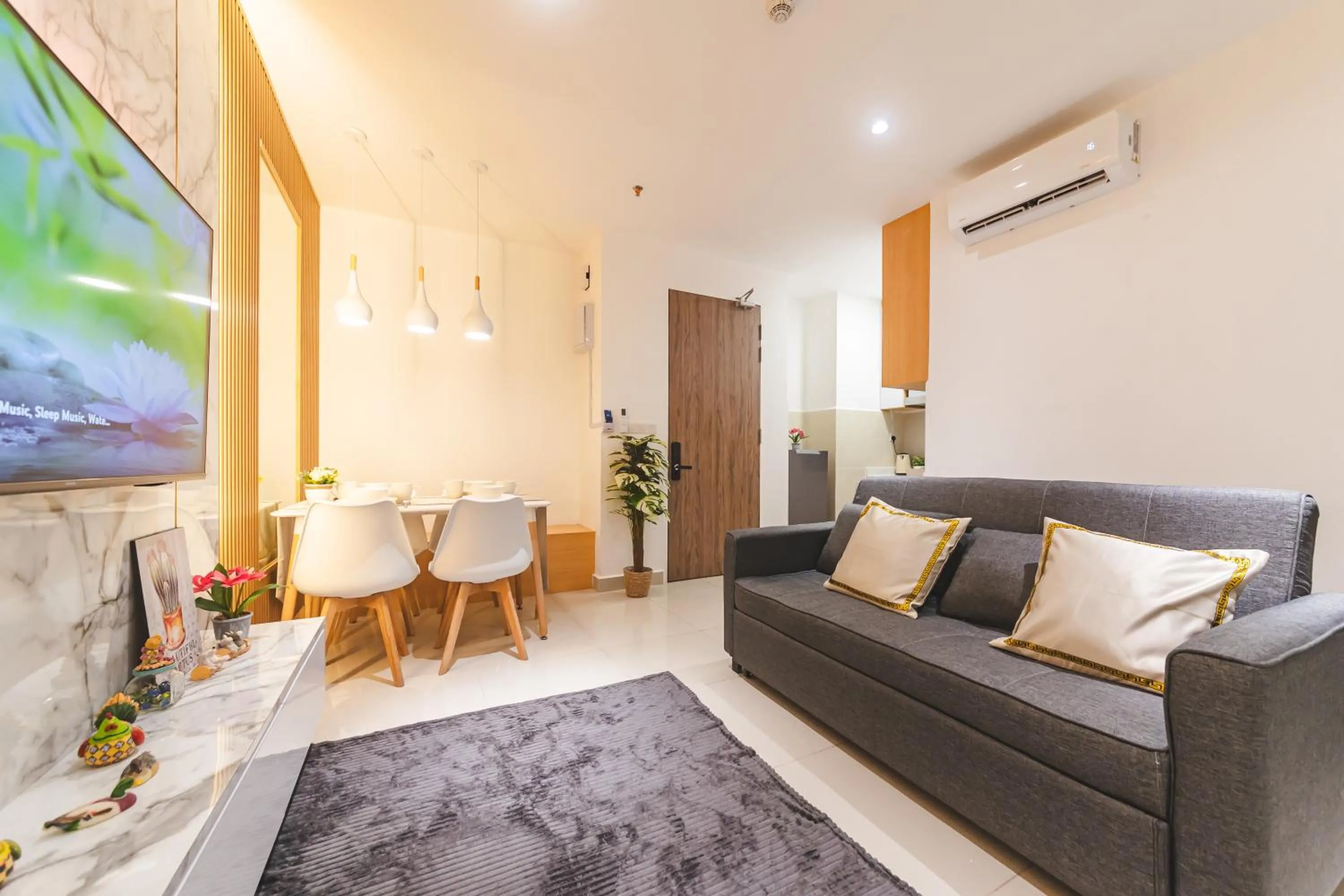 Beautiful Seaview Suites at The Shore Kota Kinabalu