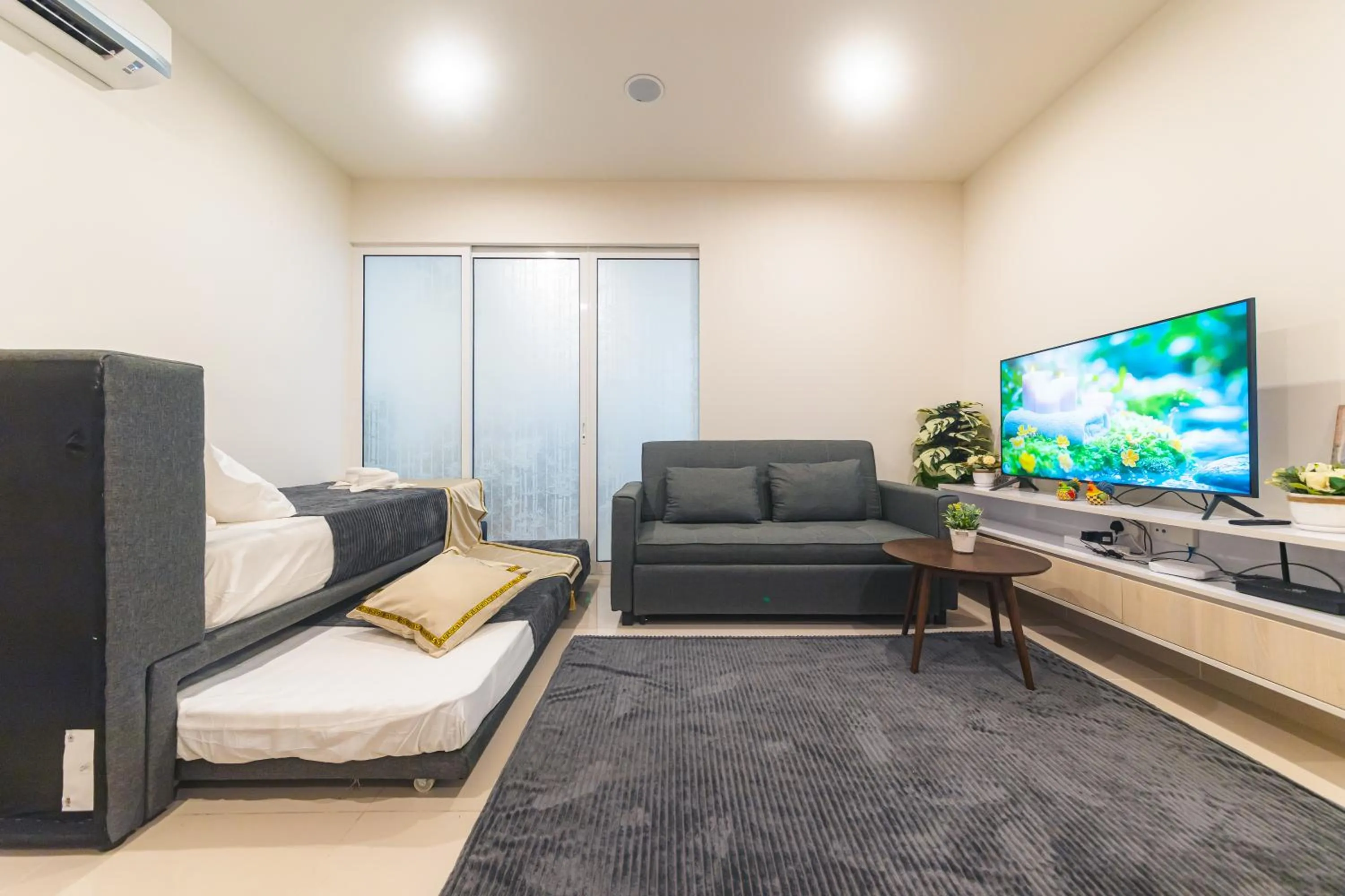 Beautiful Seaview Suites at The Shore Kota Kinabalu