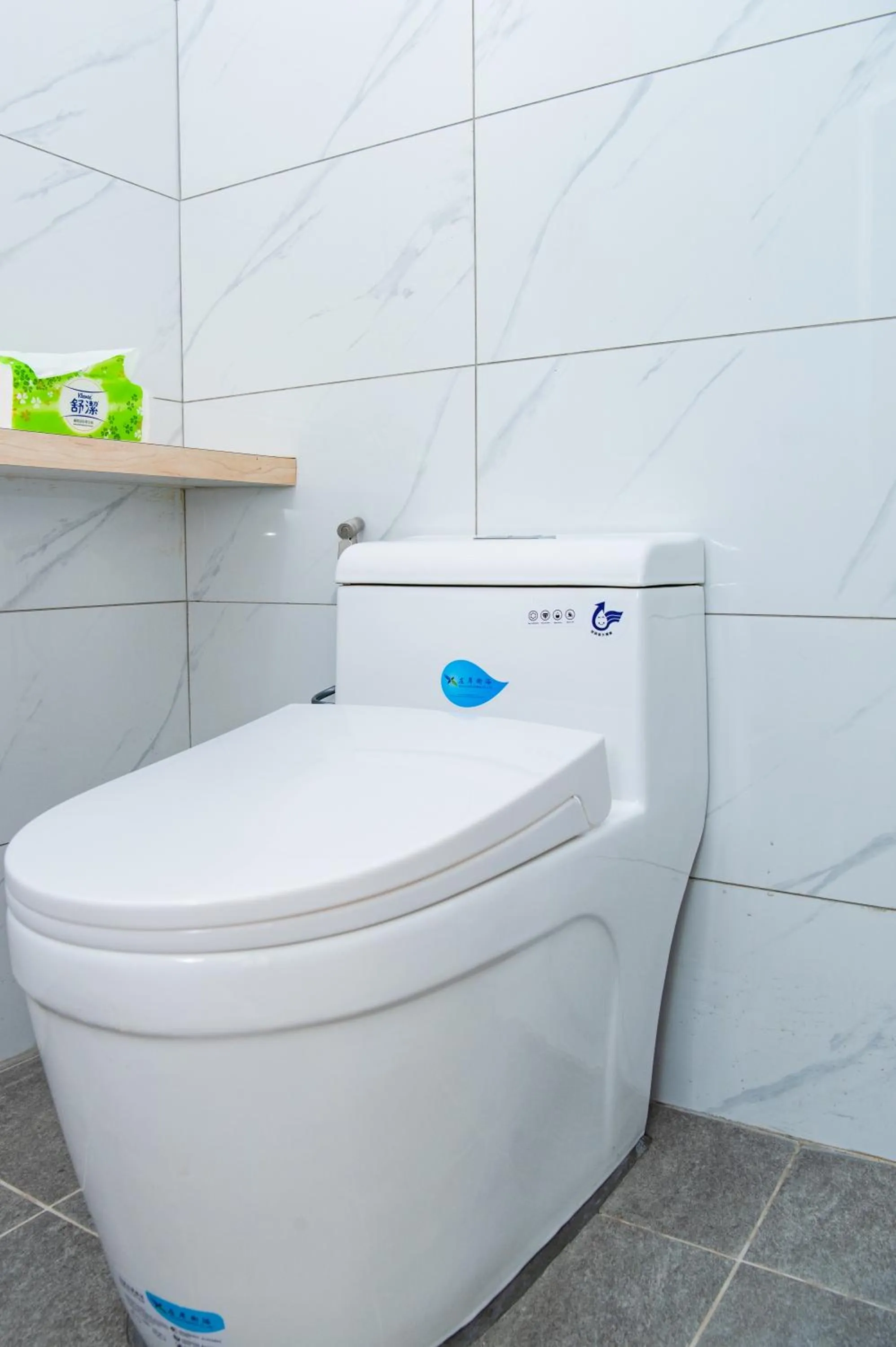 Toilet in Chao Hostel