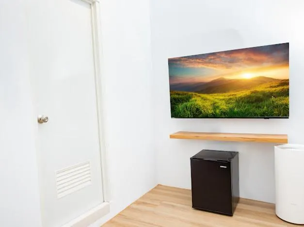 TV and multimedia in Chao Hostel