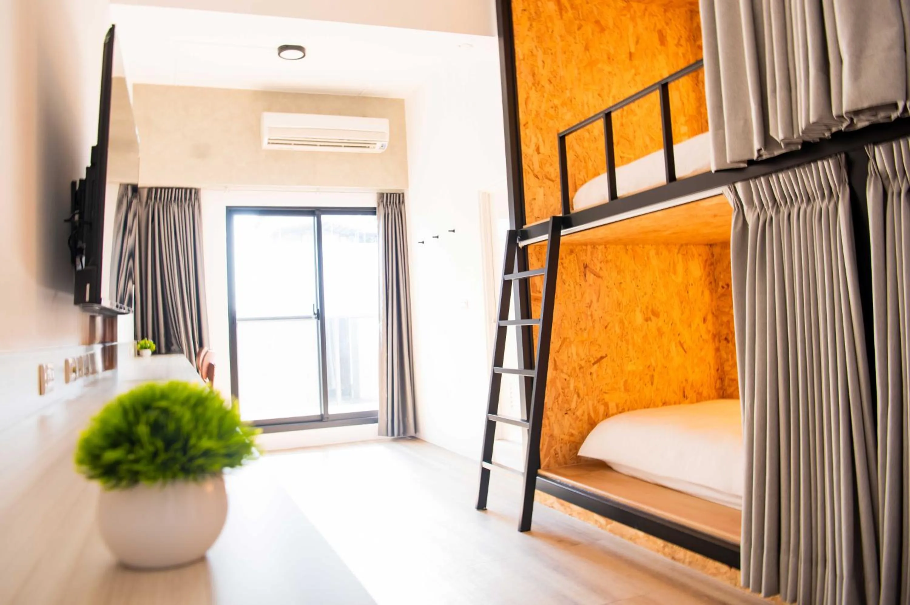 Bedroom, Bed in Chao Hostel