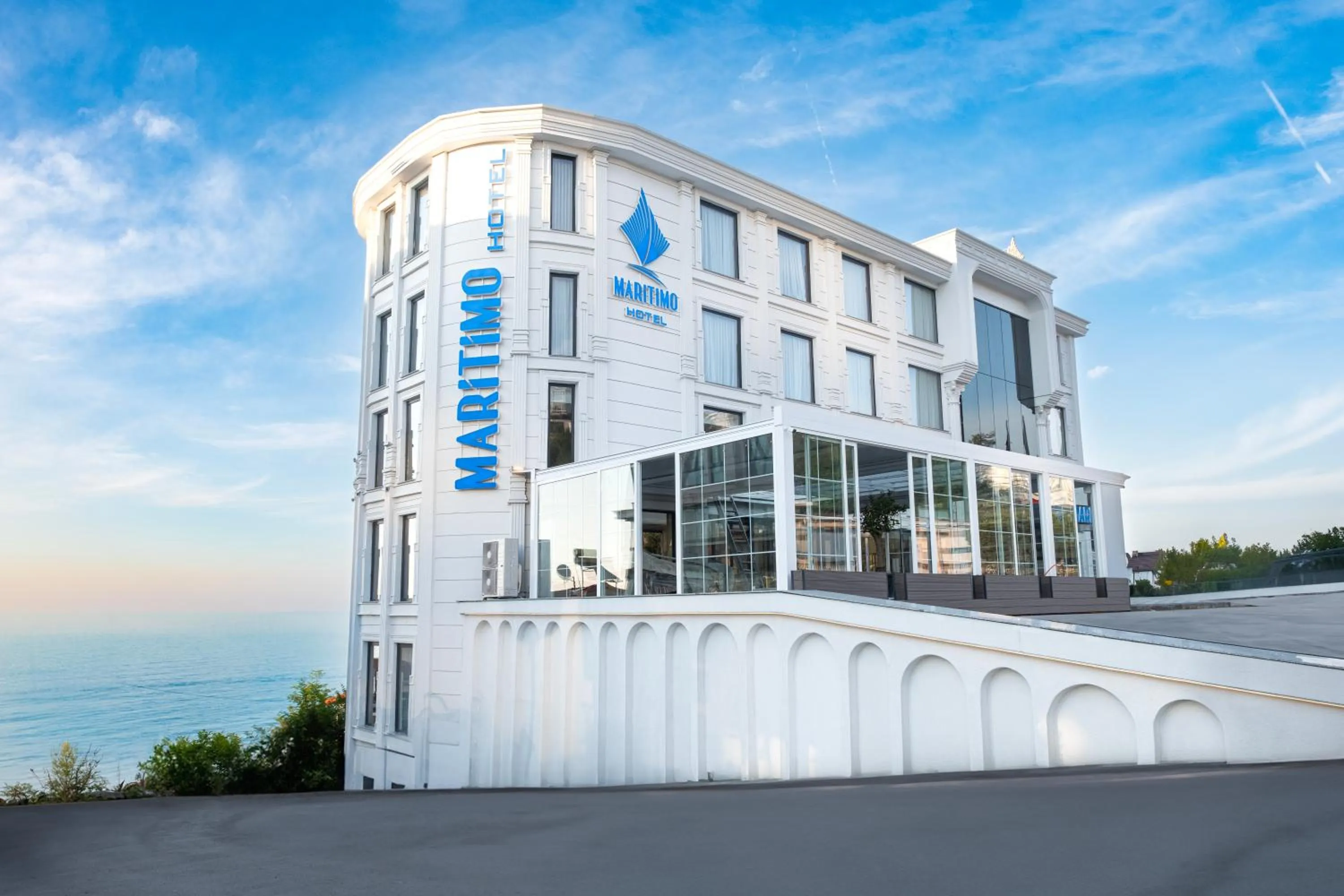 Property building in Maritimo Hotel