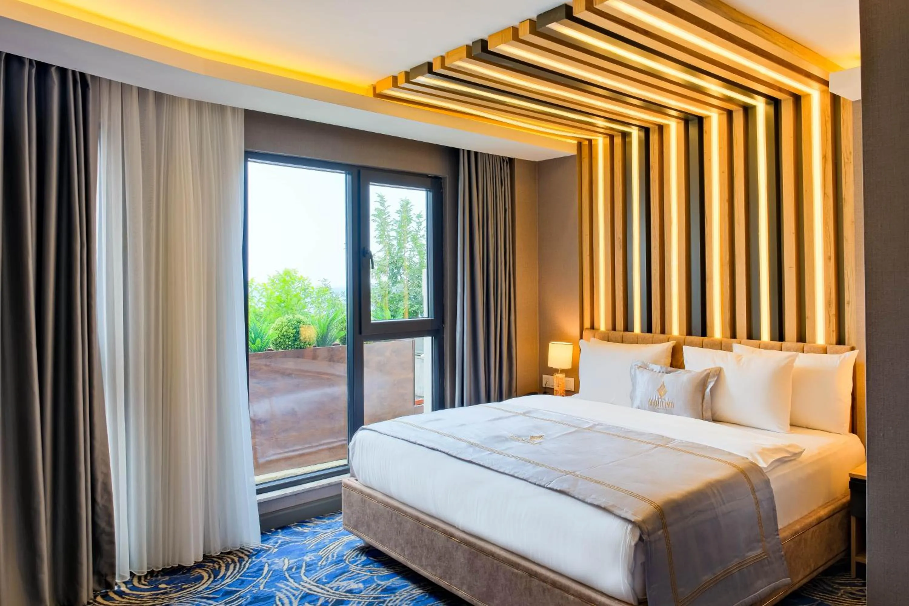 Bed in Maritimo Hotel