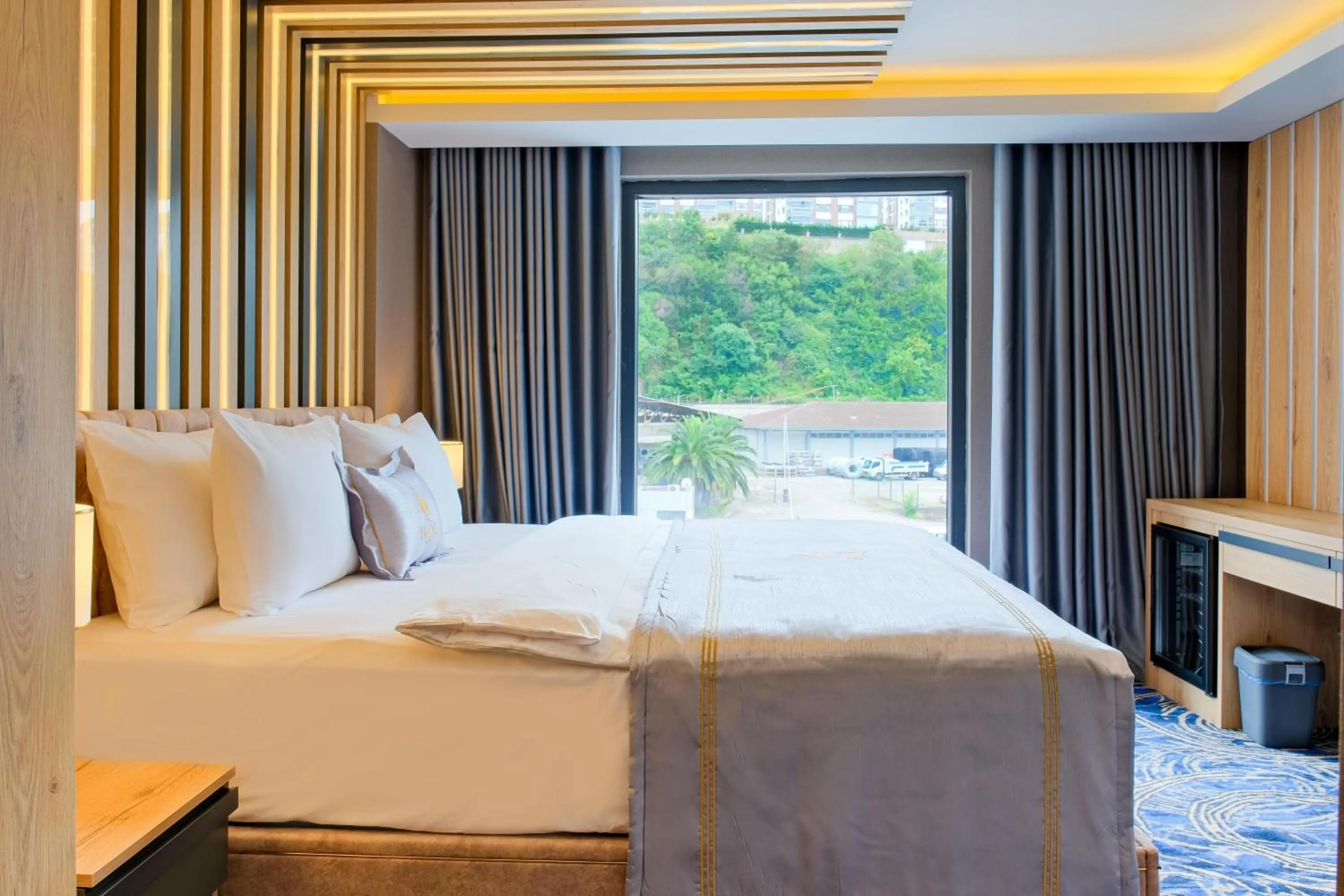 Bed in Maritimo Hotel