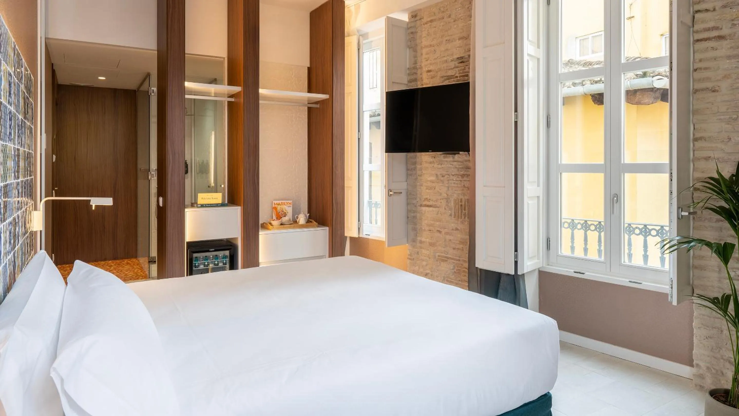 Bed in Axel Hotel Valencia - Adults Only