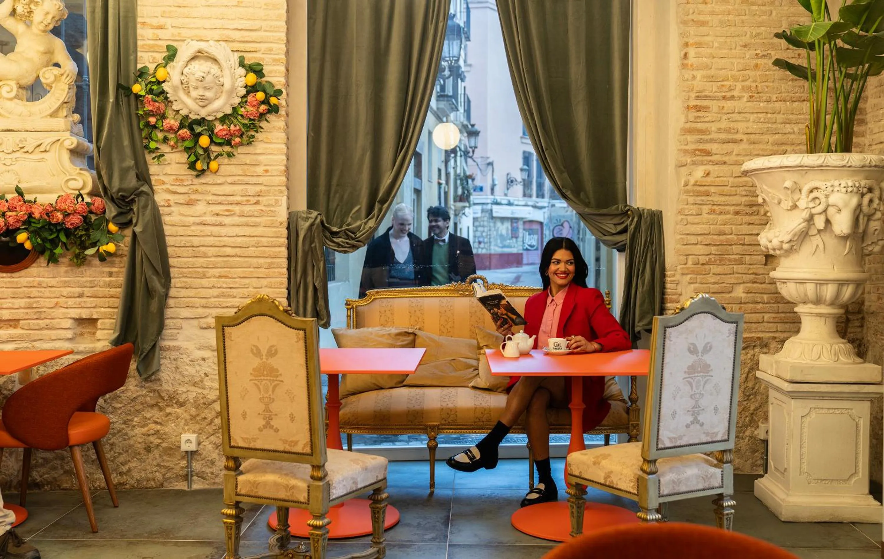 Seating area in Axel Hotel Valencia - Adults Only