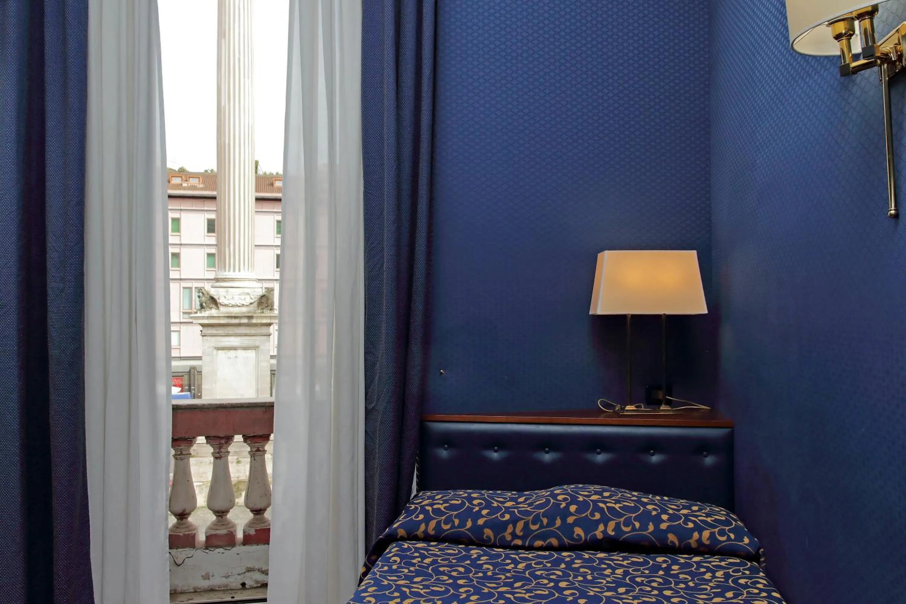 Bed in Domus Maggiore