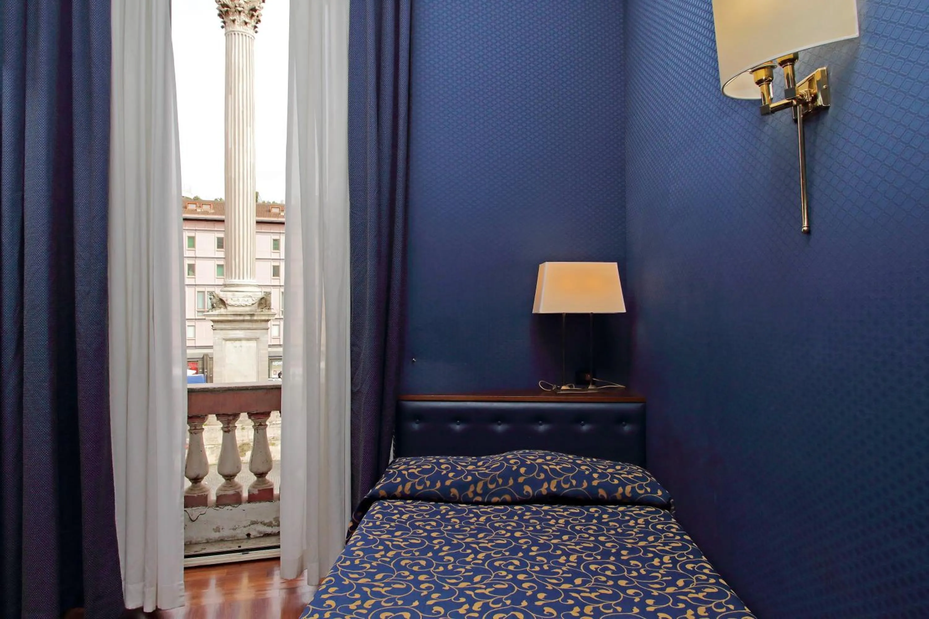 Bed in Domus Maggiore