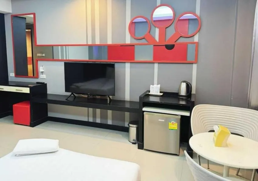 Bedroom in Capital O 75514 Vasidtee City Hotel (Suphanburi)