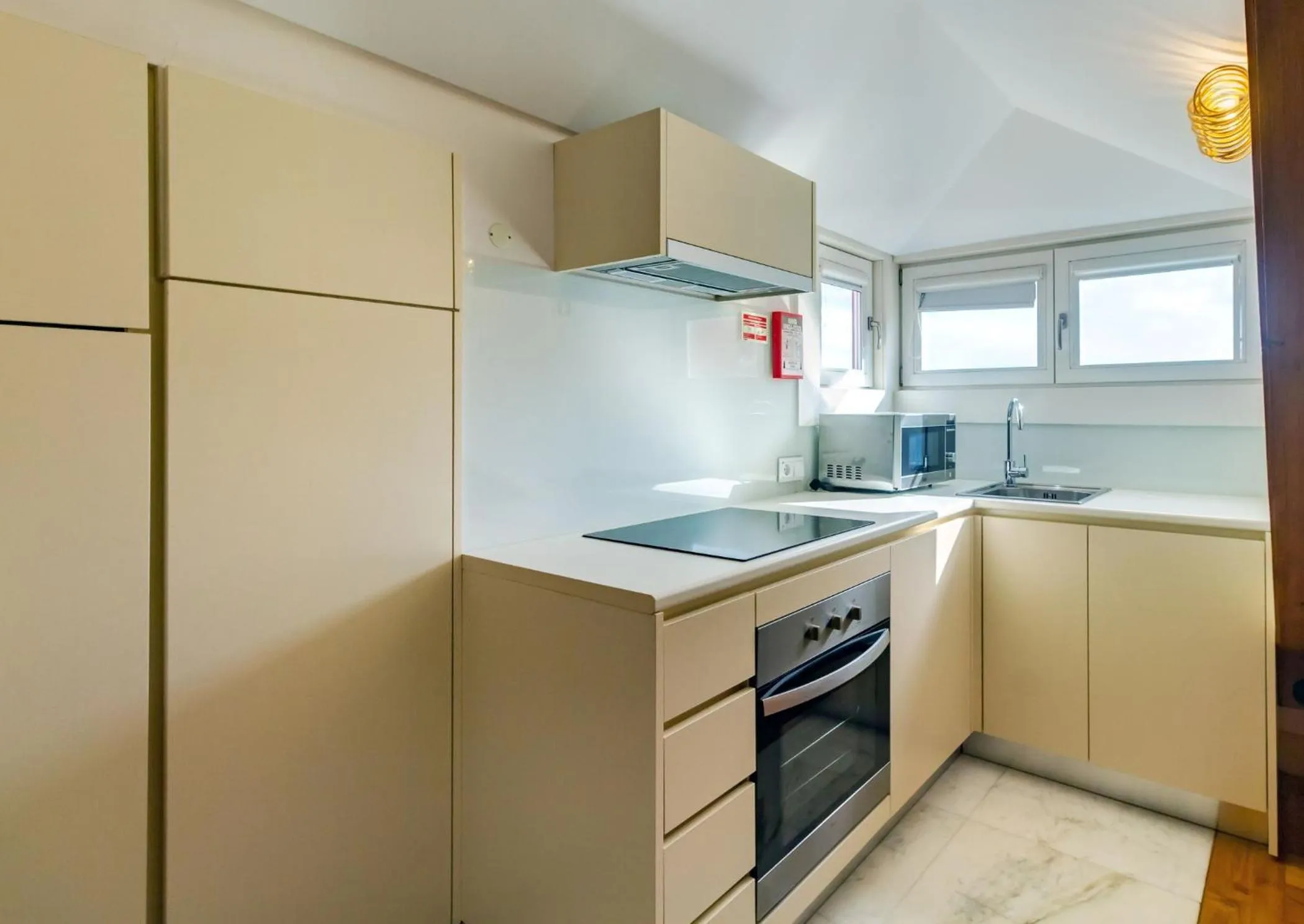 Kitchen or kitchenette in Oca Flores Hotel Boutique