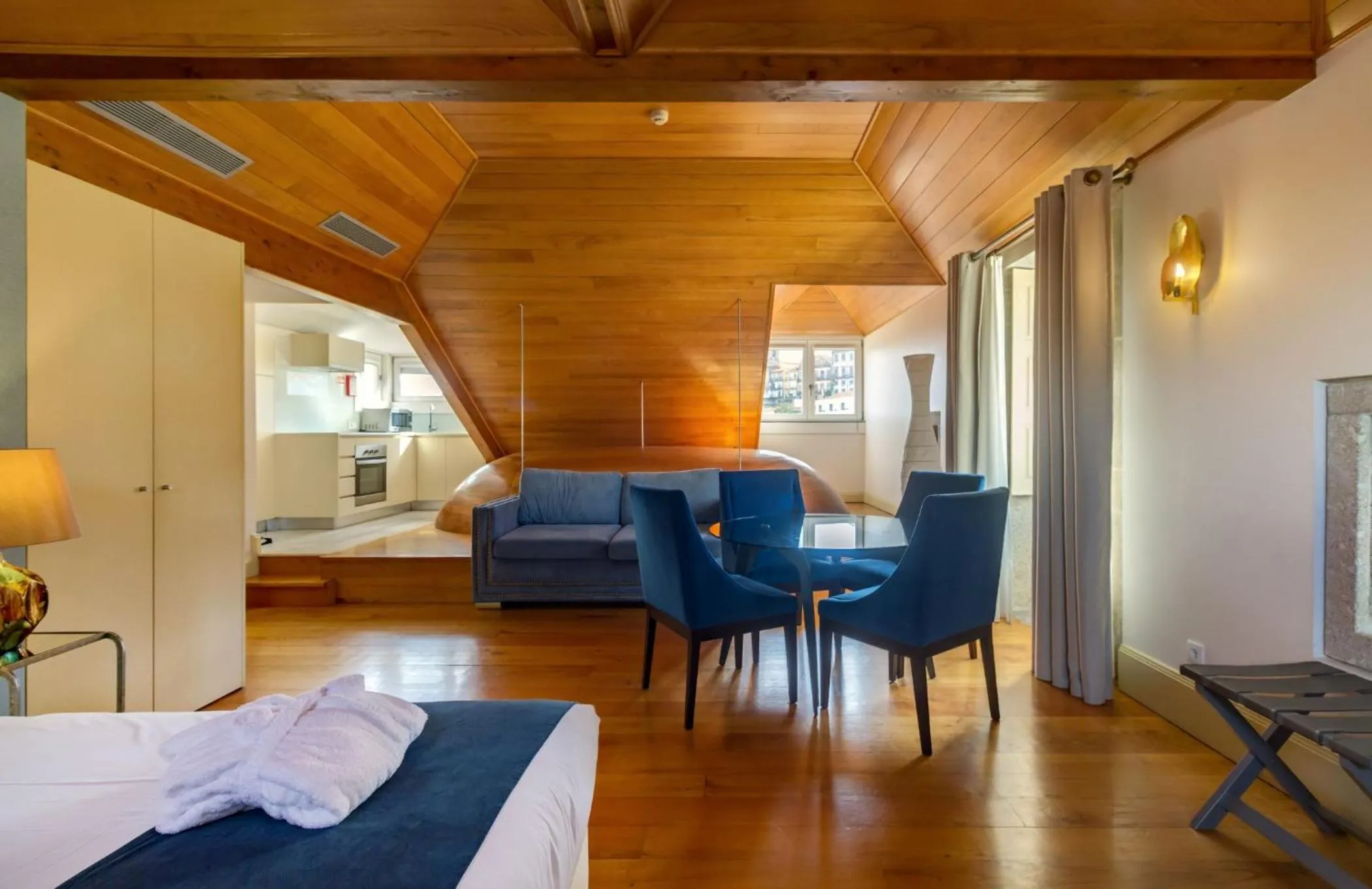 Photo of the whole room, Bed in Oca Flores Hotel Boutique