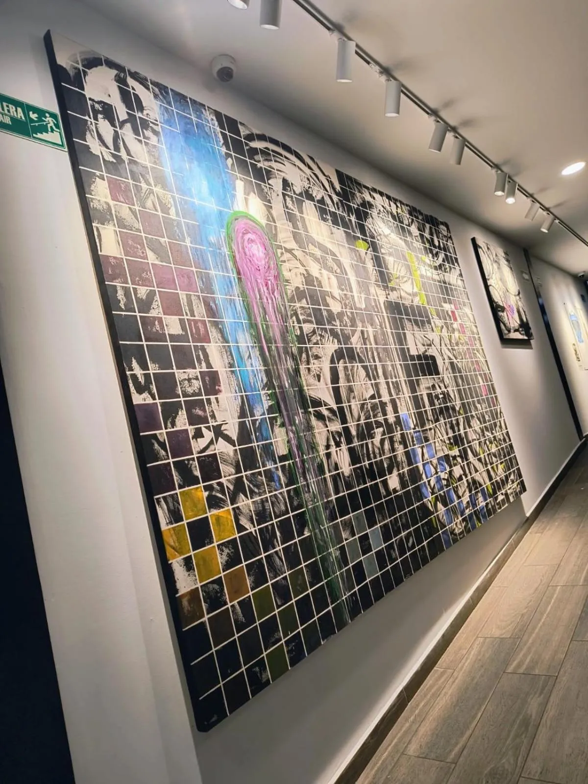 Xliving Host and Rooms