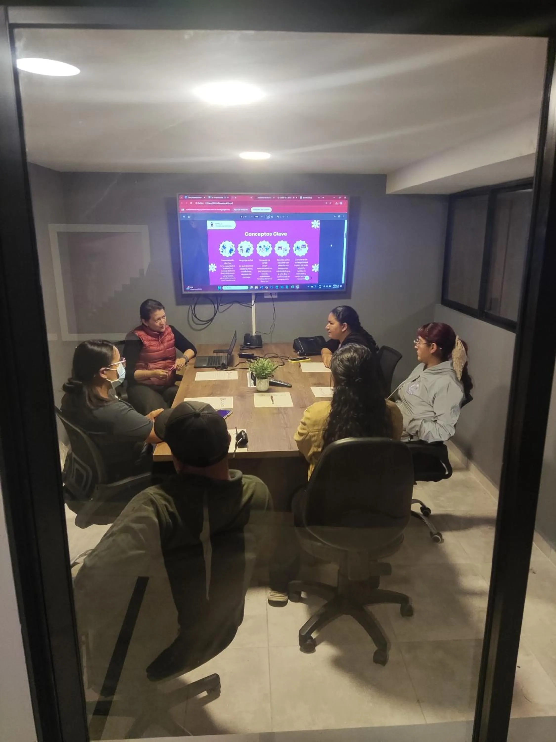 Xliving Host and Rooms