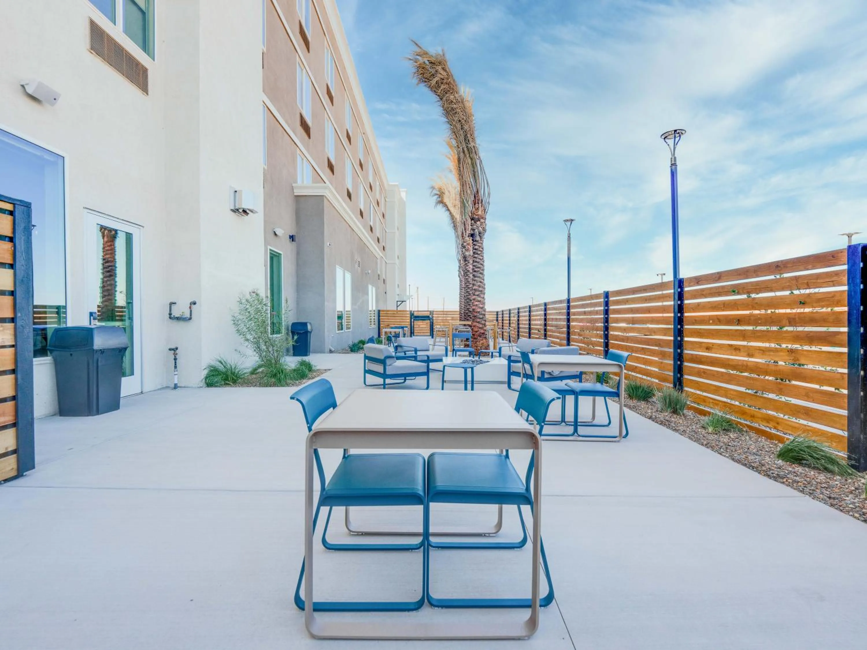 Cambria Hotel El Centro - Imperial