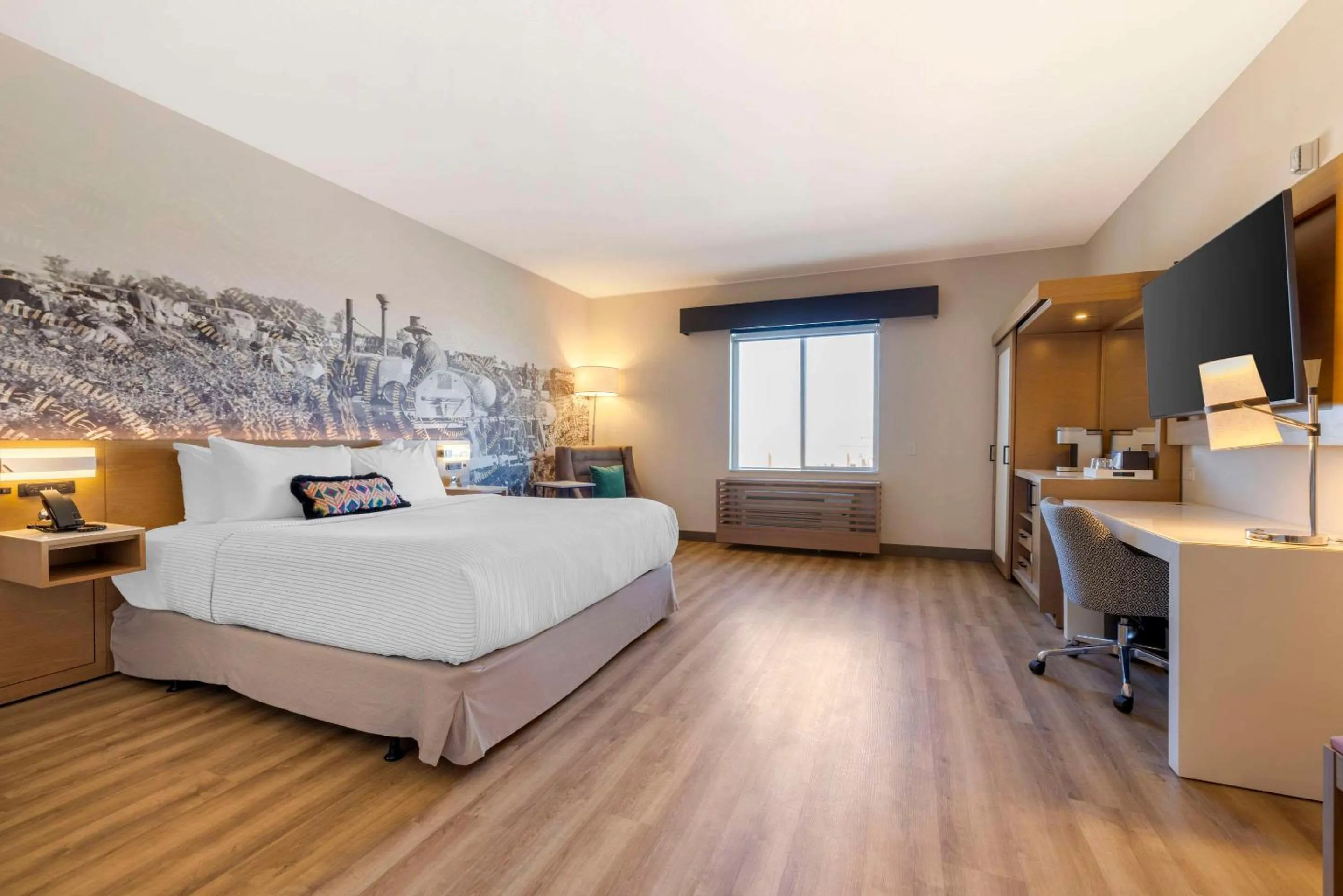 Bedroom, Bed in Cambria Hotel El Centro - Imperial