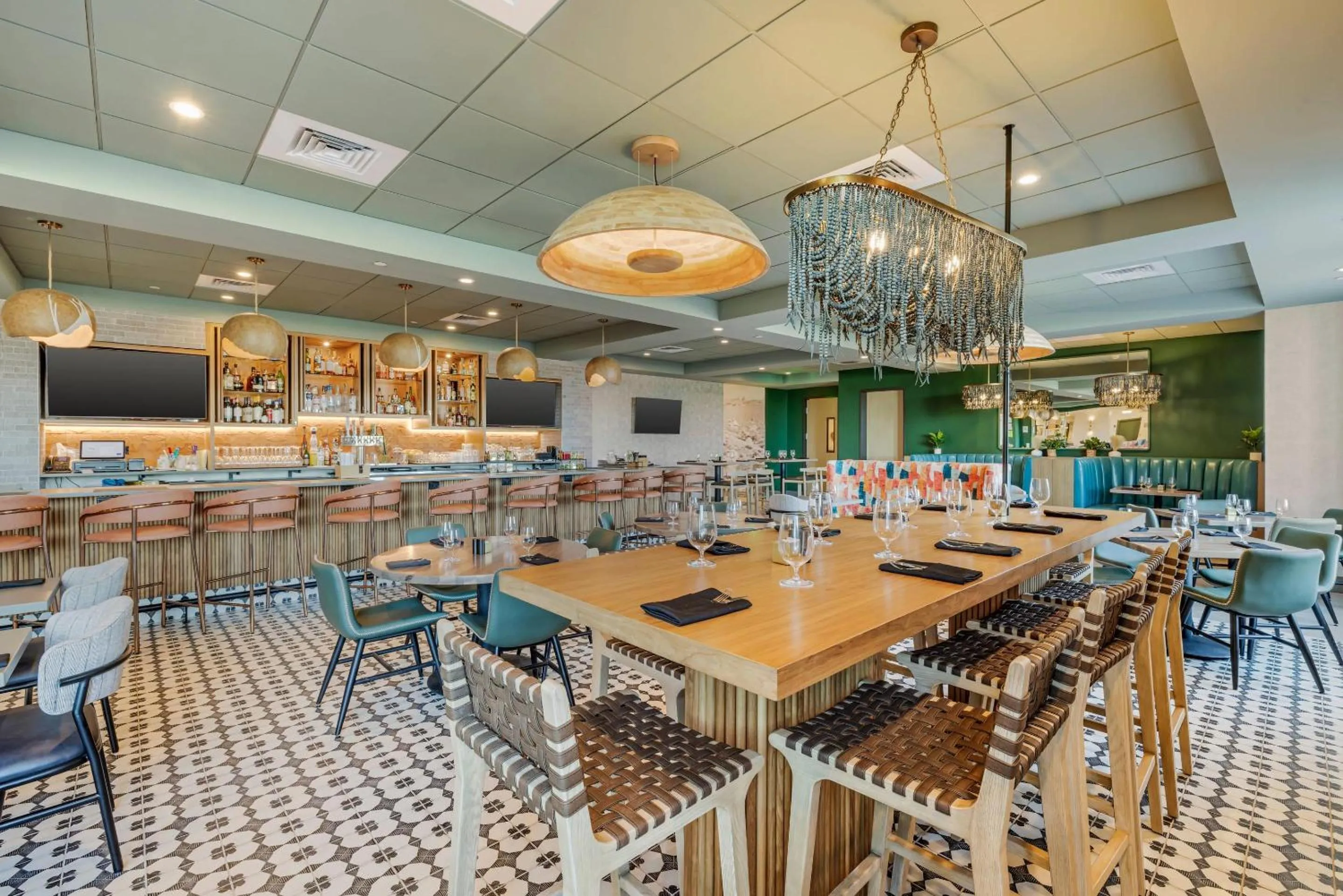 Restaurant/places to eat in Cambria Hotel El Centro - Imperial