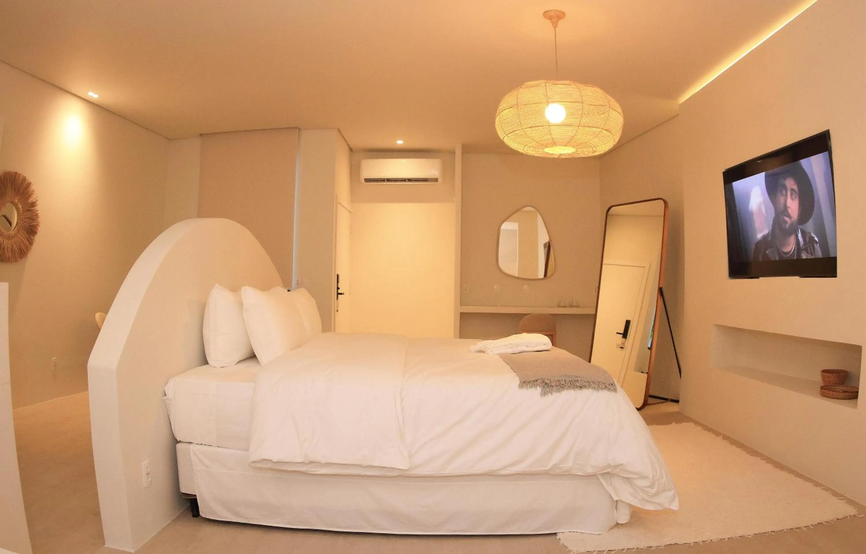 Bed in Roka Hotel Boutique