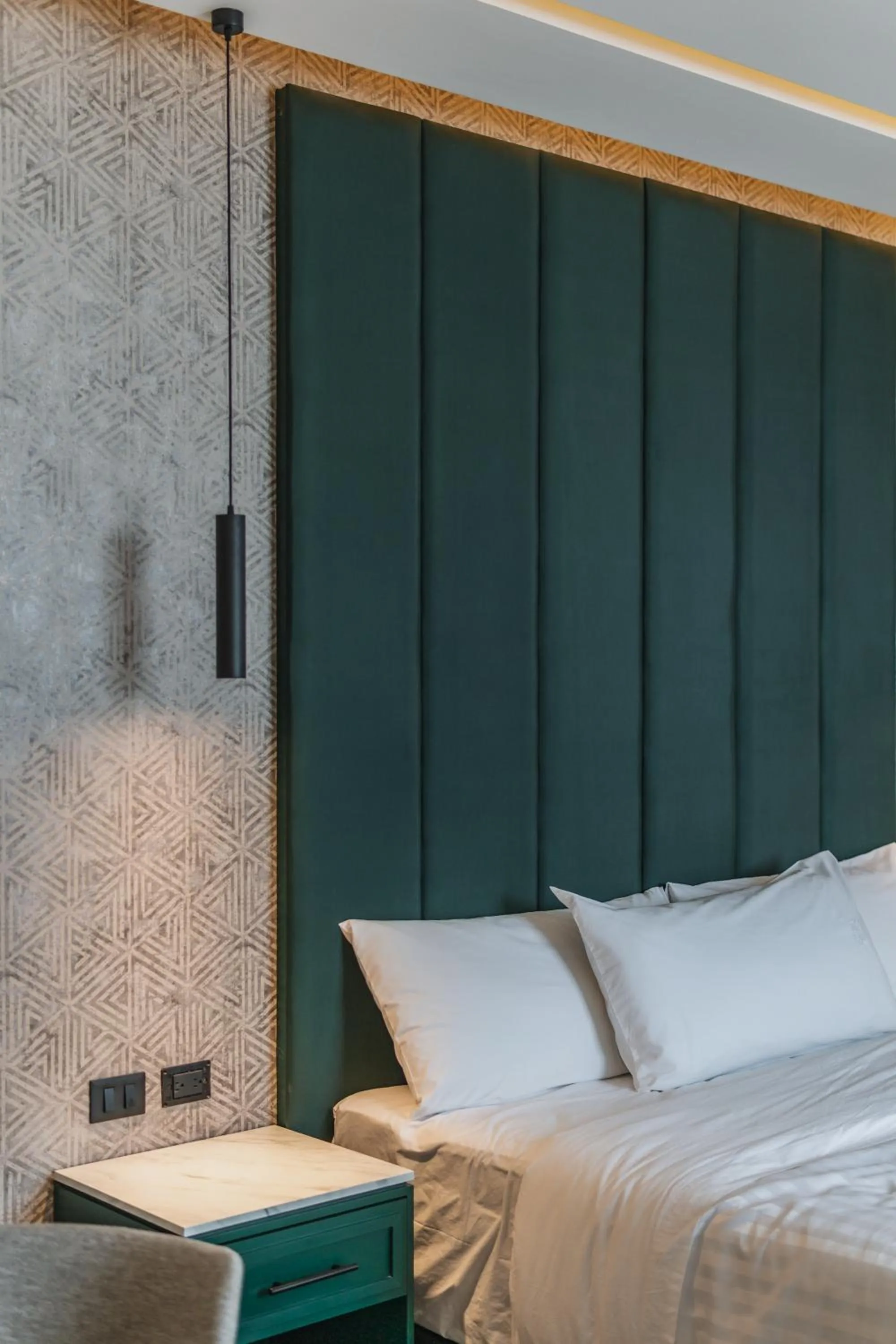 Bed in Hotel Chariot