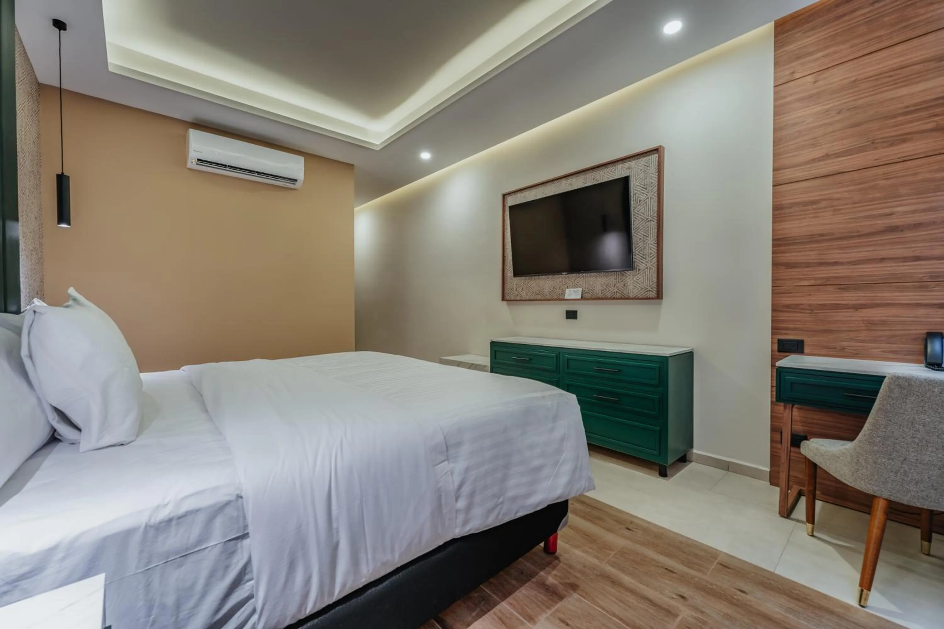 Bed in Hotel Chariot