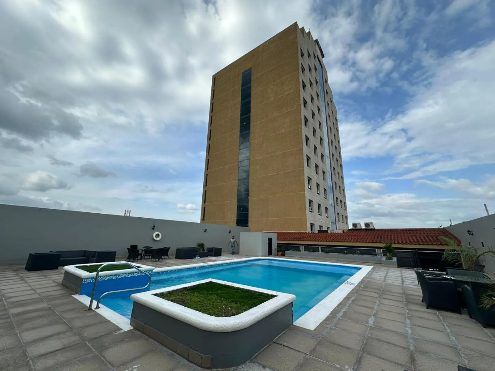 Swimming pool in Intercity Tower Hotels