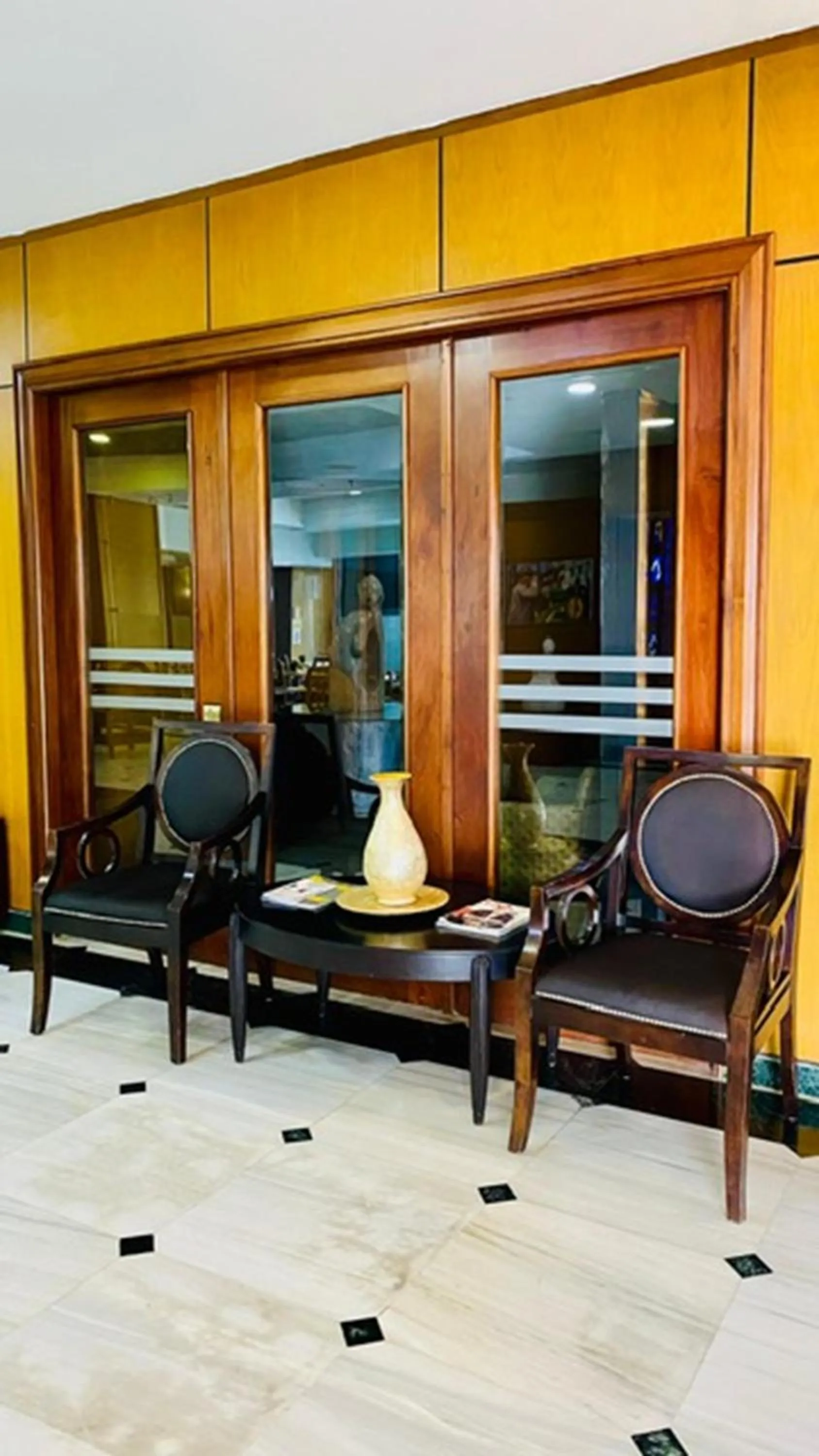 Living room in Intercity Tower Hotels