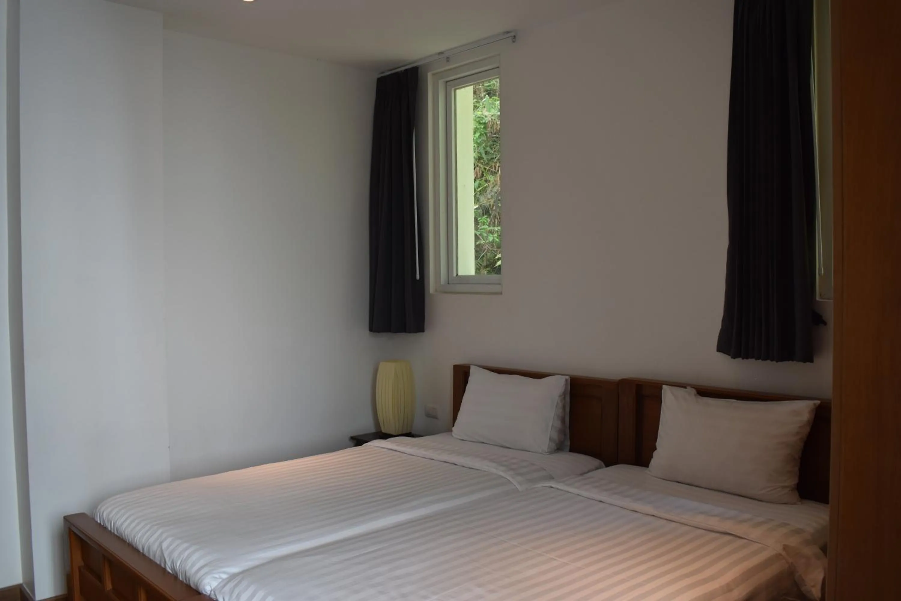 Bedroom, Bed in Grand Kamala Falls