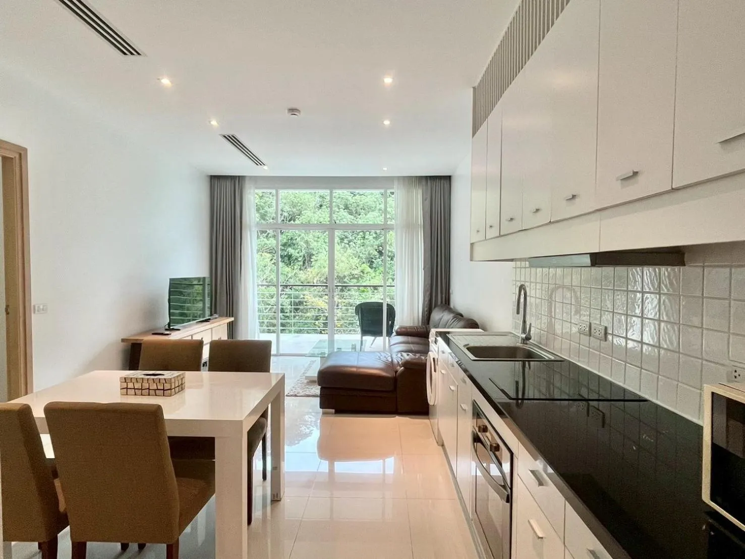 TV and multimedia in Grand Kamala Falls