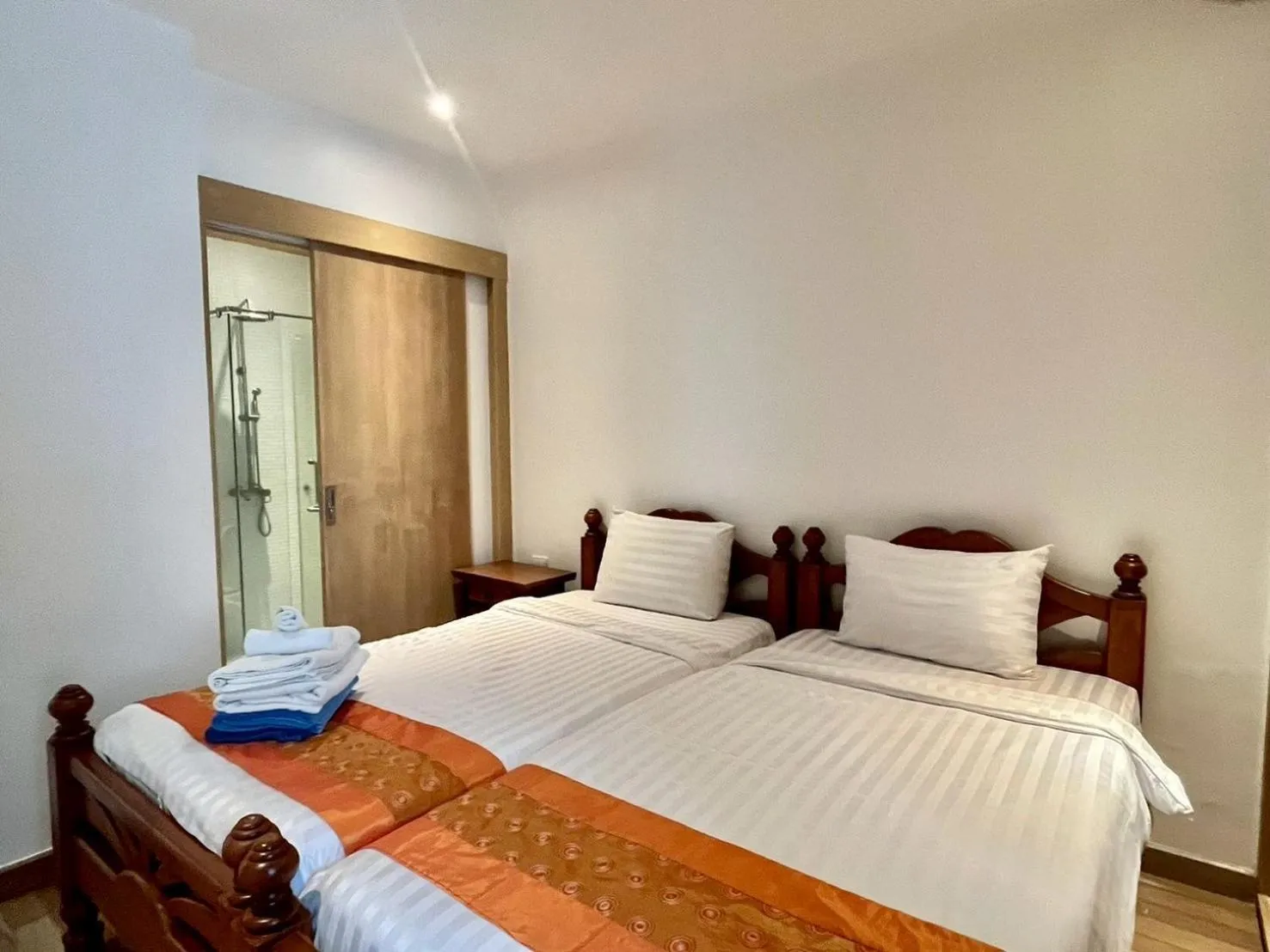 Bed in Grand Kamala Falls