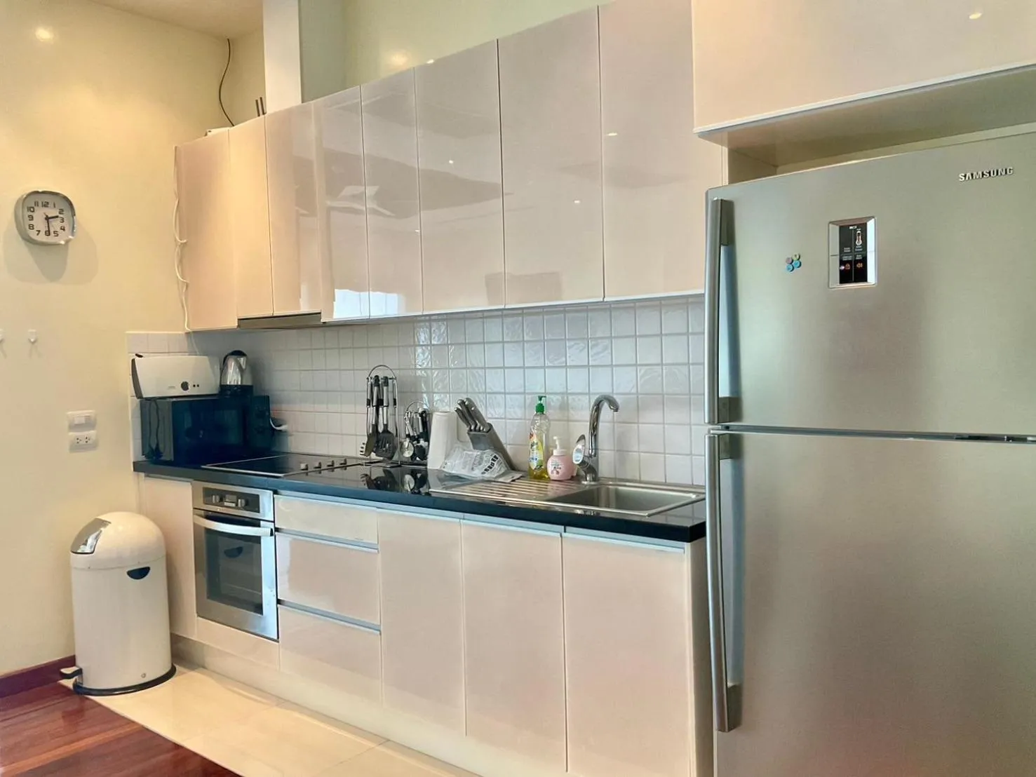 Kitchen or kitchenette in Grand Kamala Falls