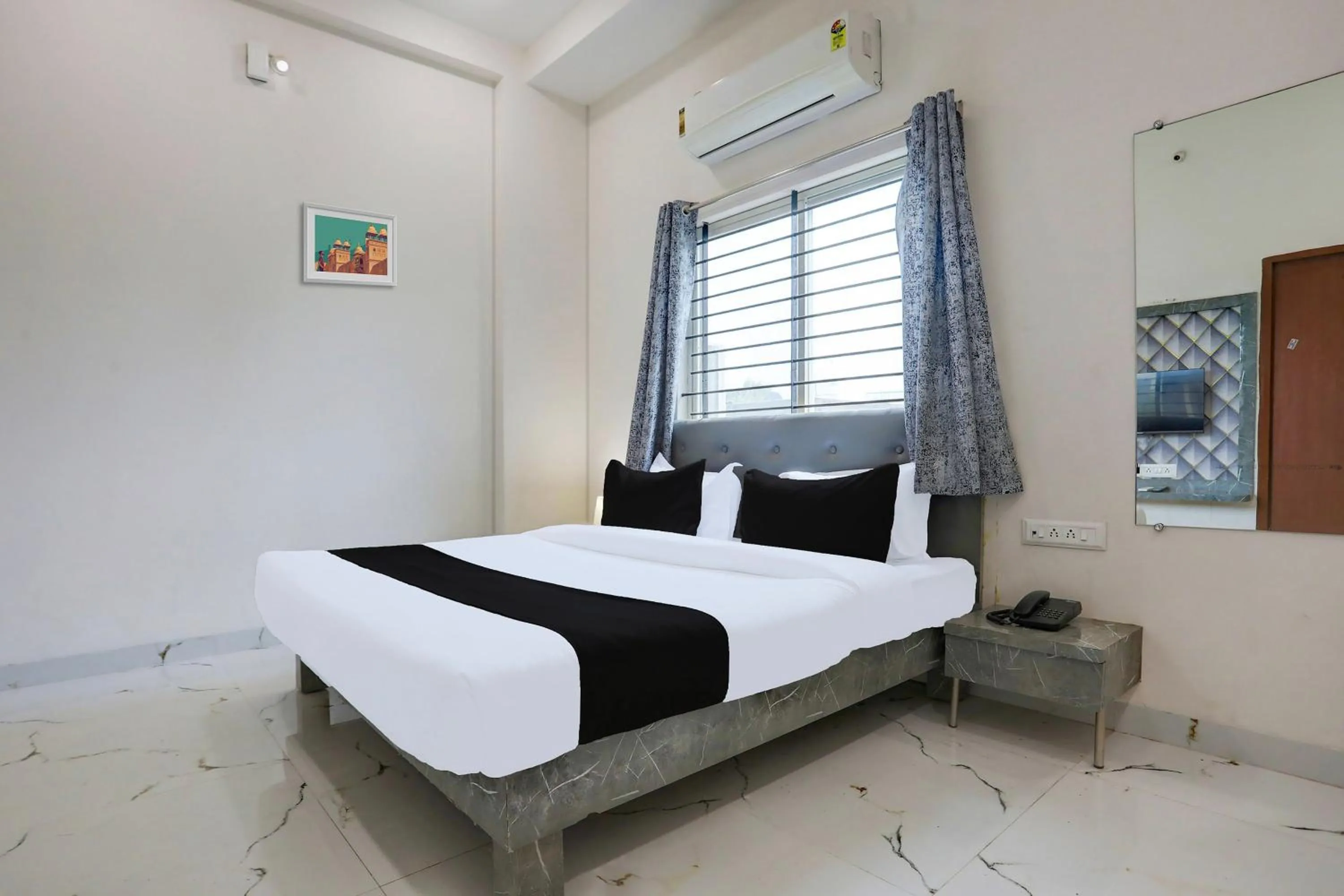 Bedroom in Hotel O Panchvati