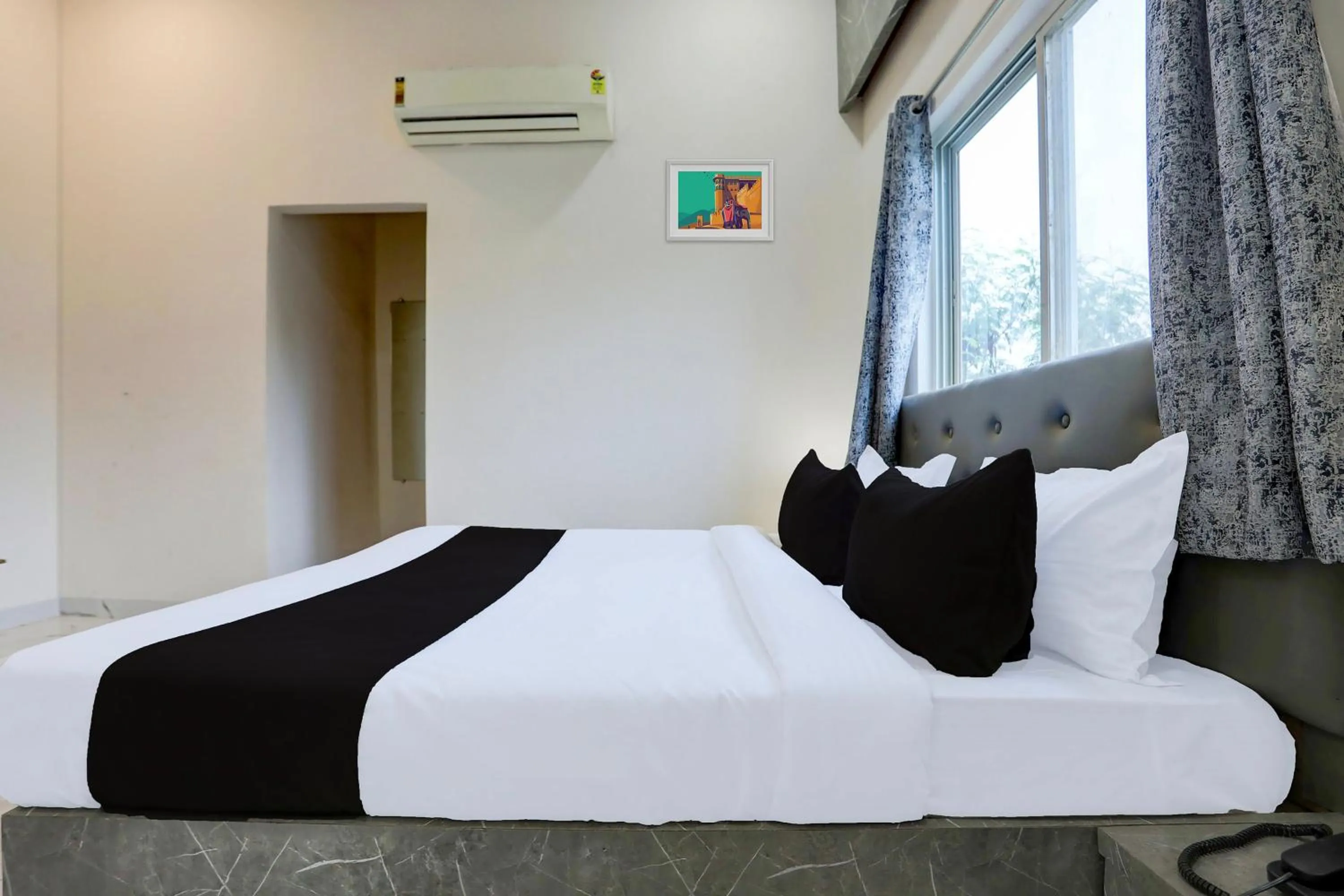 Bedroom in Hotel O Panchvati