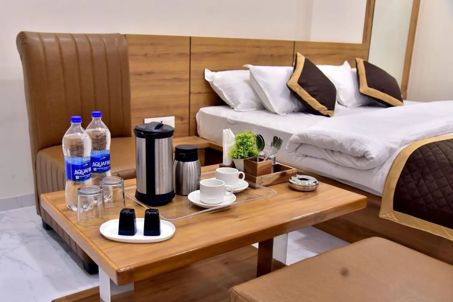 Coffee/tea facilities, Bed in Hotel Wing Orbit
