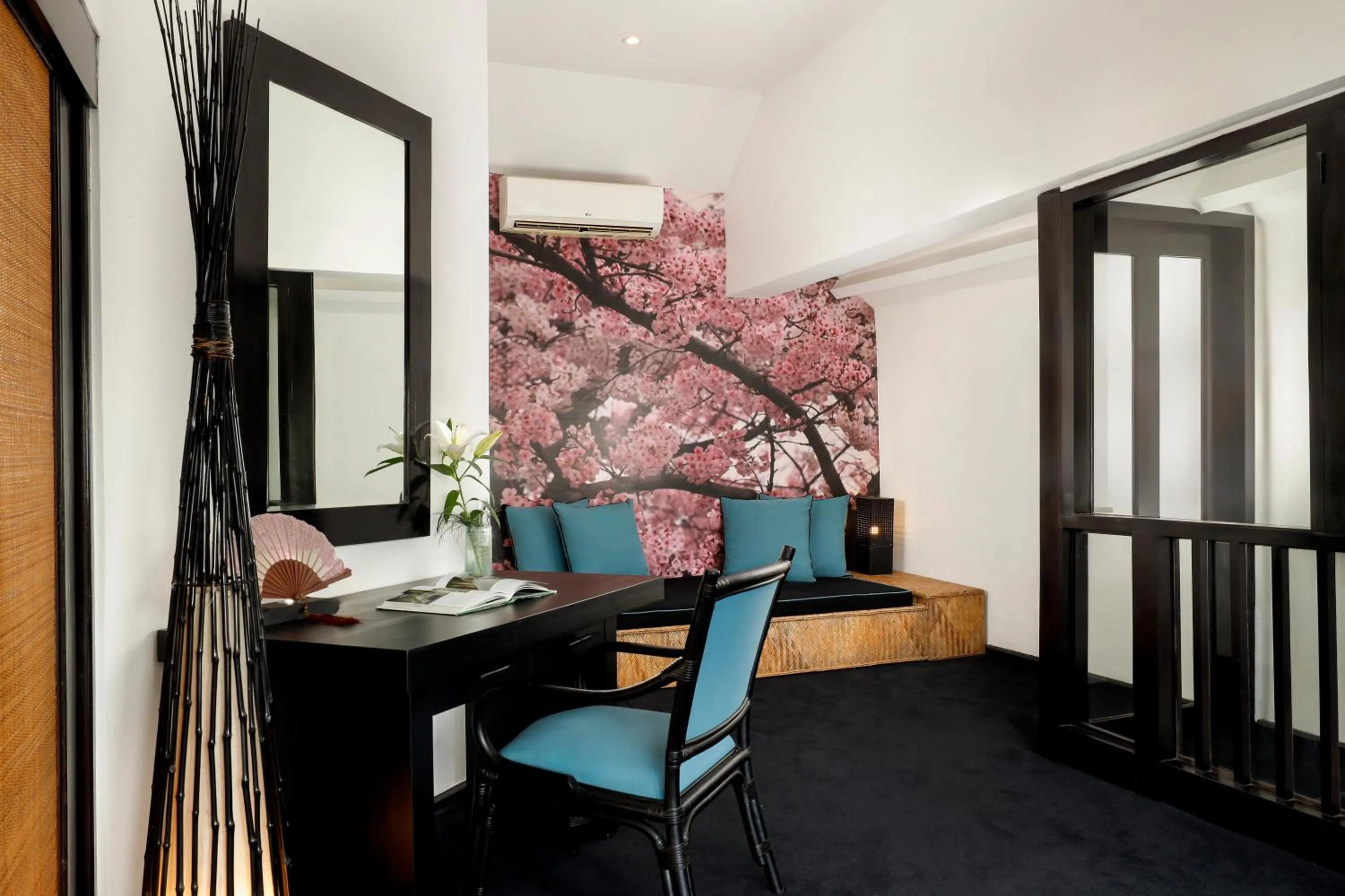 Living room in Shanti Estate Seminyak by Nakula