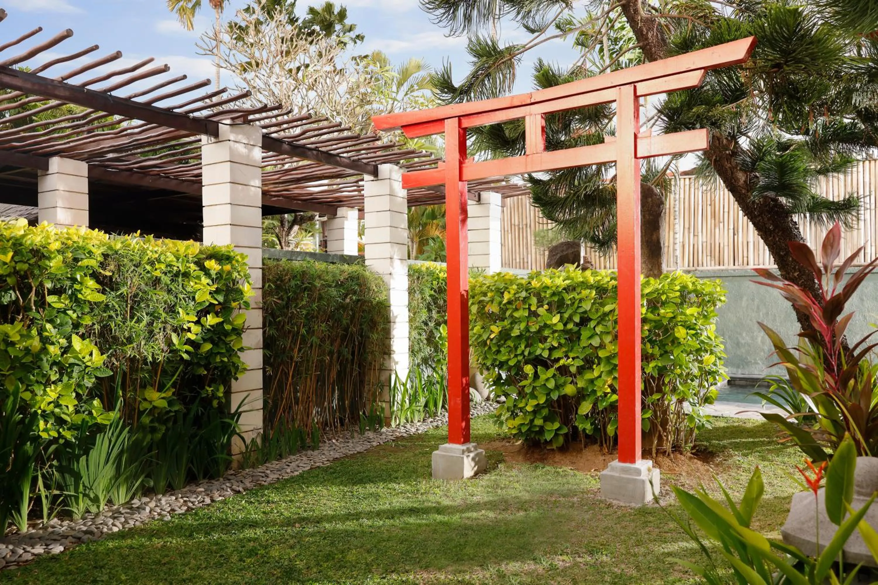 Garden in Shanti Estate Seminyak by Nakula