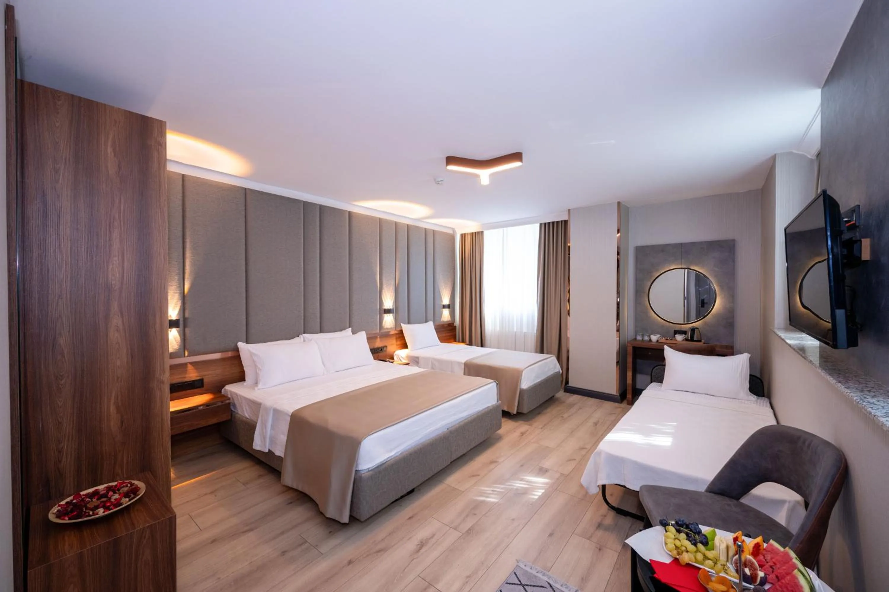 Photo of the whole room, Bed in Vess Hotel