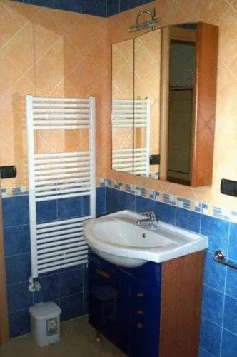 Bathroom in Residence Beach Paradise