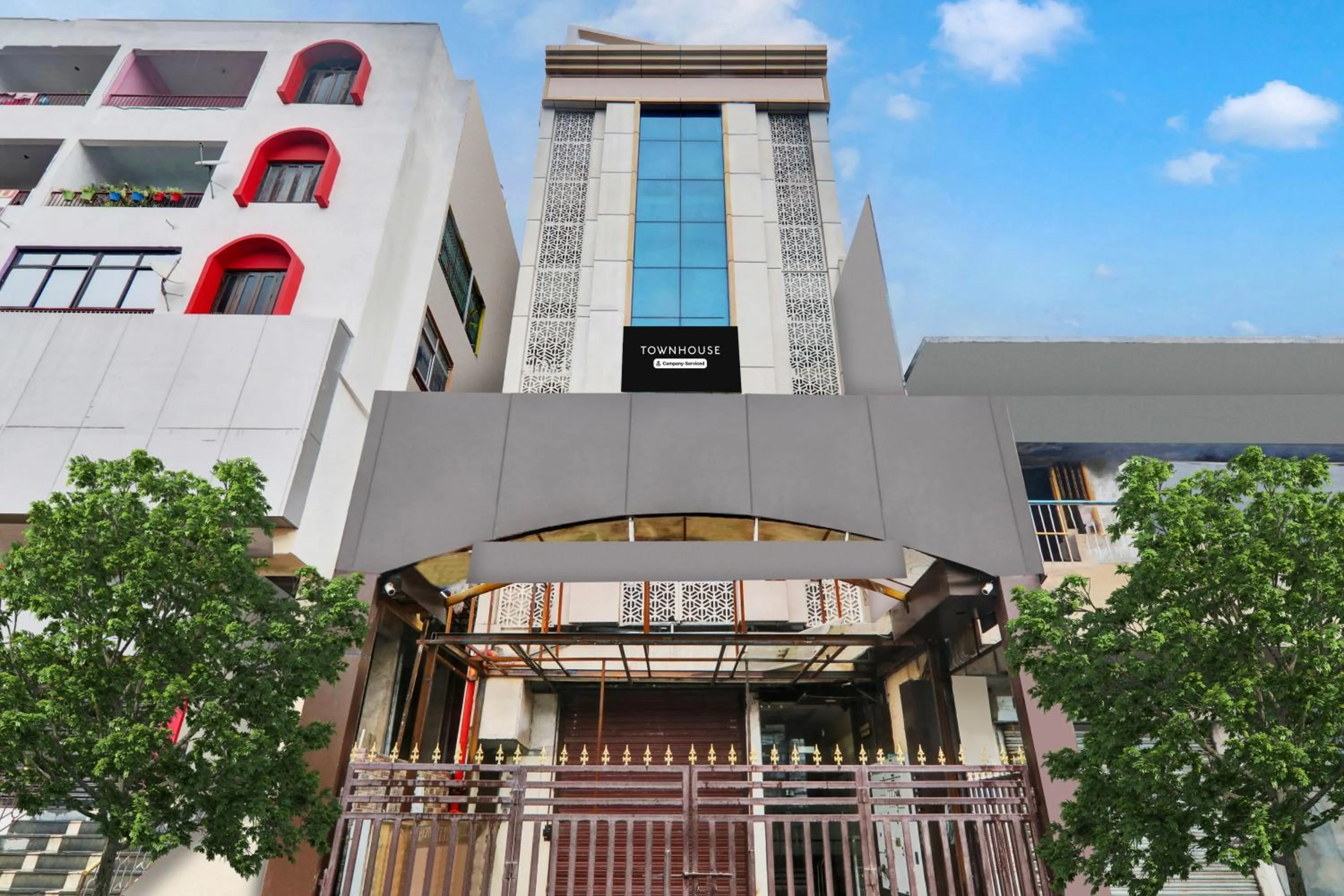 Facade/entrance in Super Townhouse Kankarbagh Formerly Kunwar Alcajars