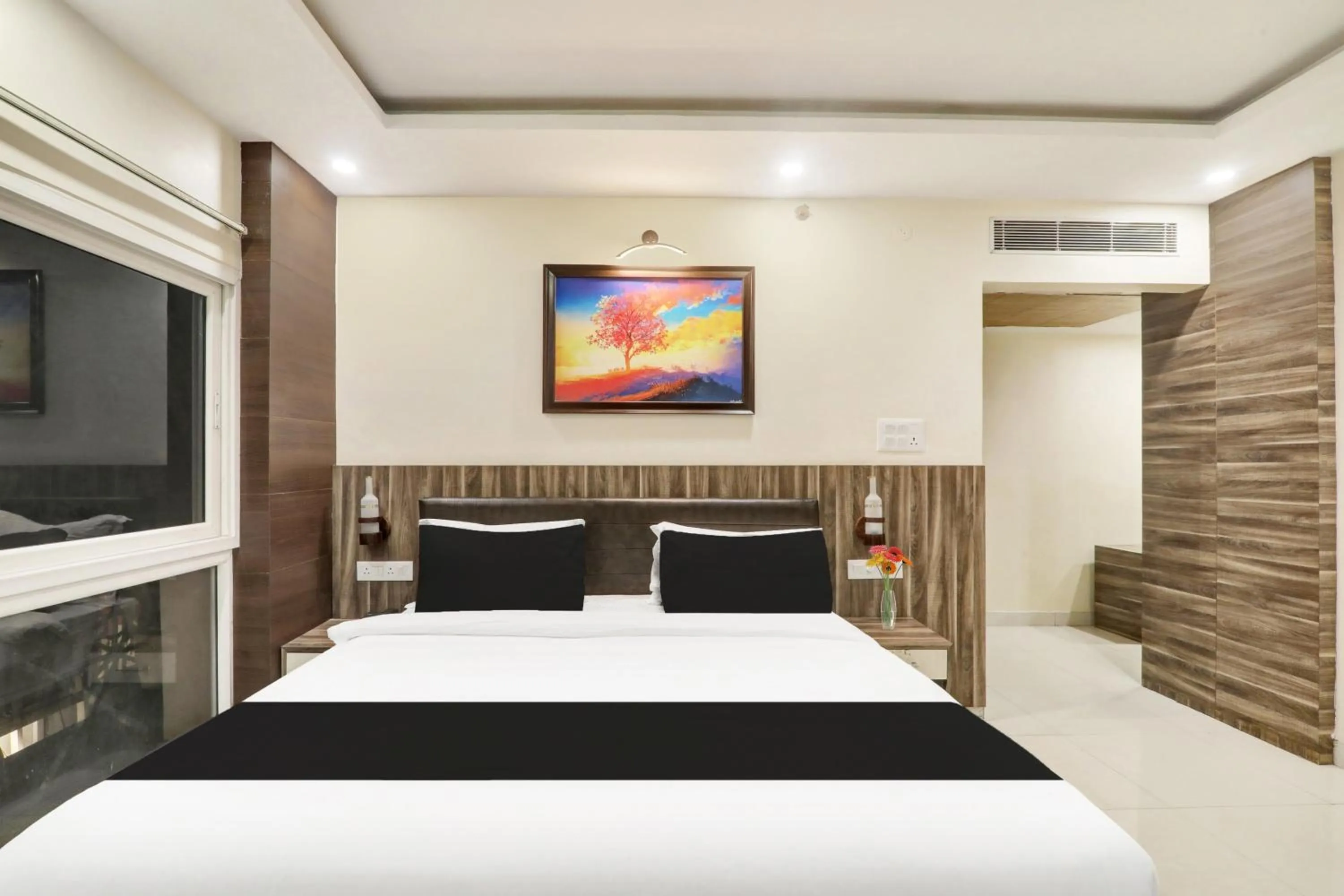 Bedroom, Bed in Super Townhouse Kankarbagh Formerly Kunwar Alcajars