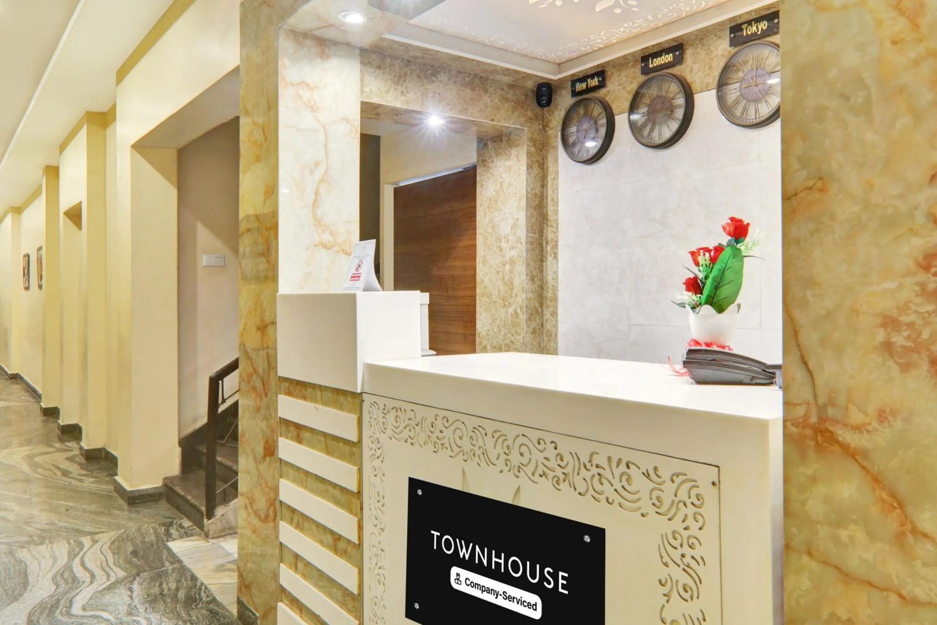 Lobby or reception in Super Townhouse Kankarbagh Formerly Kunwar Alcajars