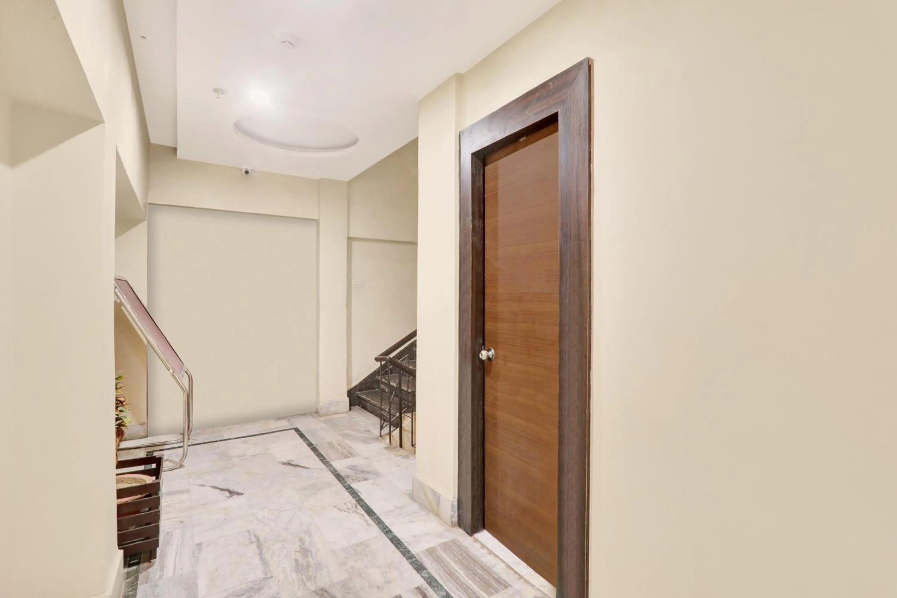 Lobby or reception, Bed in Super Townhouse Kankarbagh Formerly Kunwar Alcajars