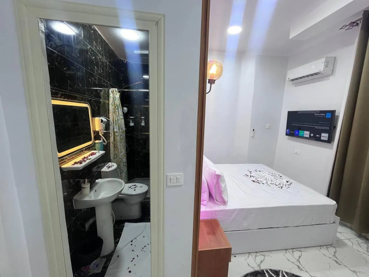 Toilet in Future Hostel