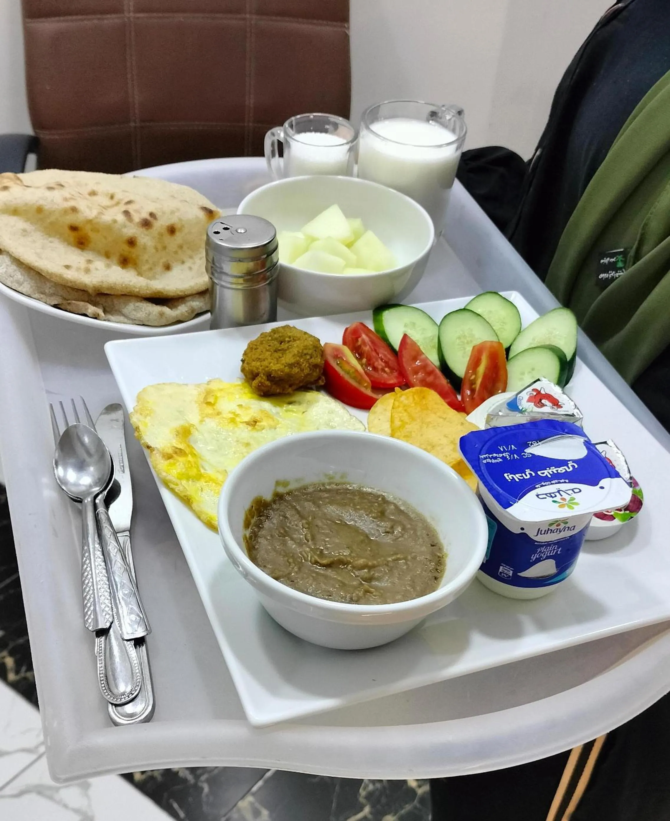 Food and drinks in Future Hostel