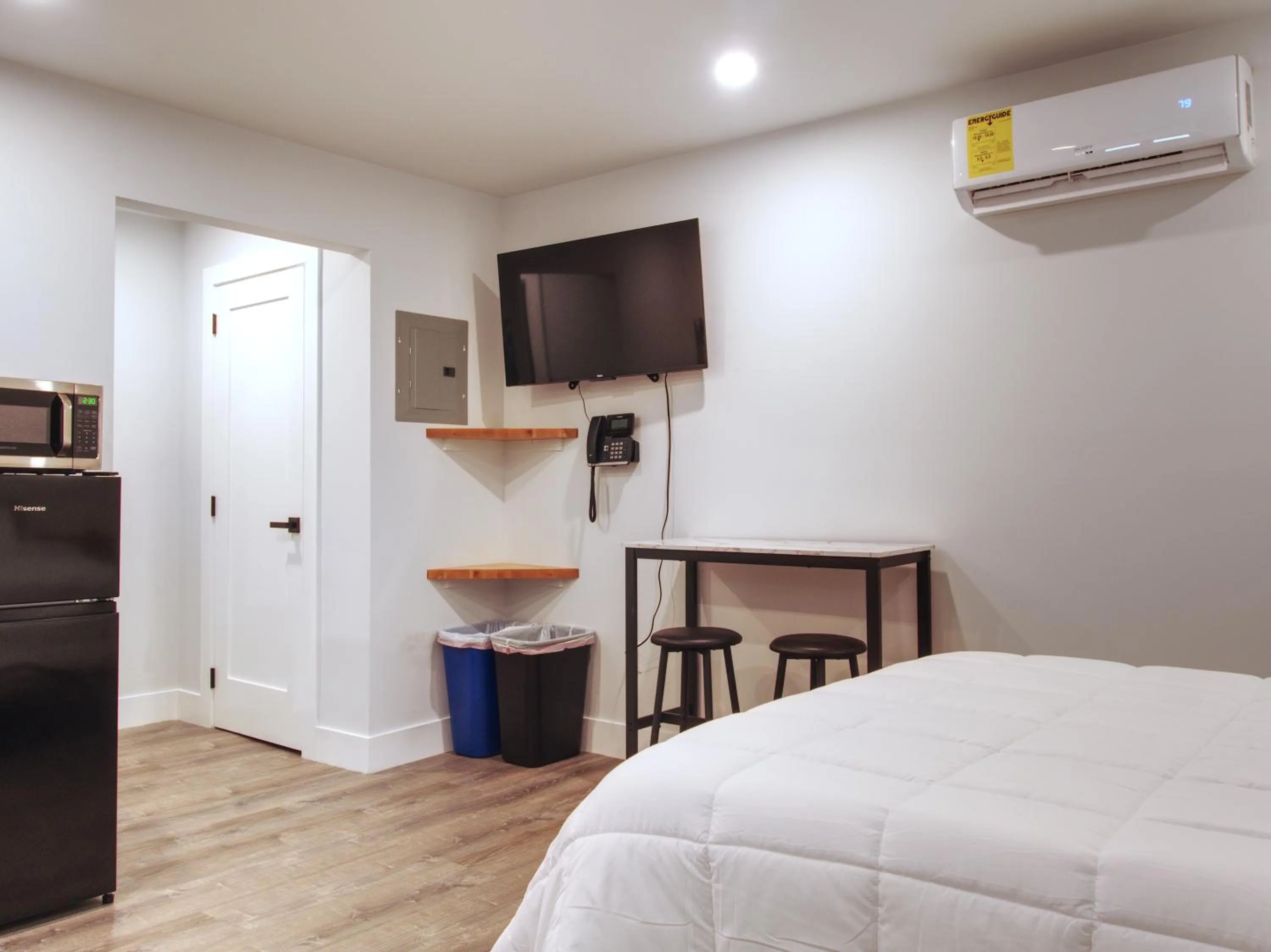 TV and multimedia, Bed in Vermont Suites