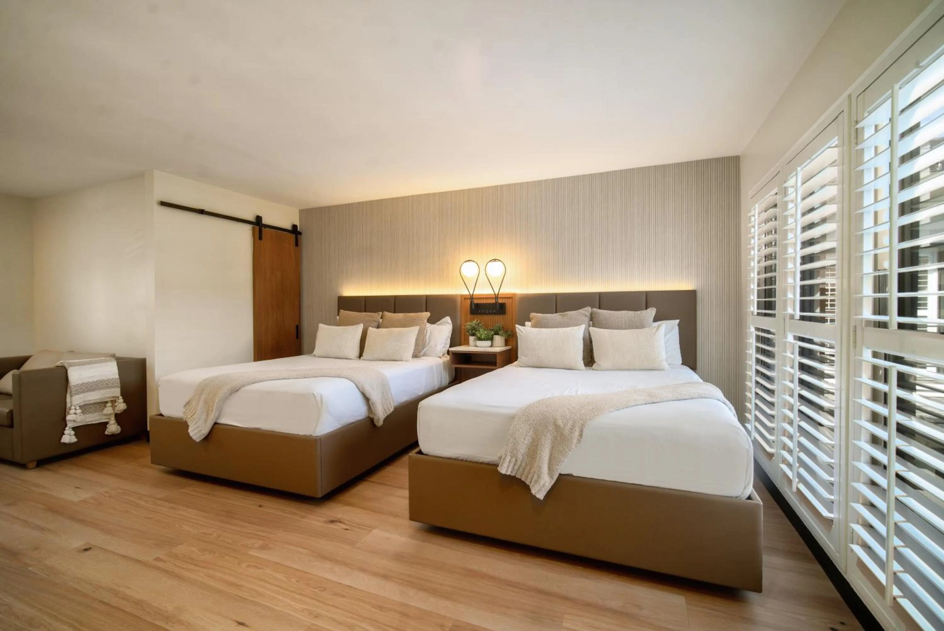 Bedroom, Bed in LYFE INN & SUITES by AGA - Beverly Hills