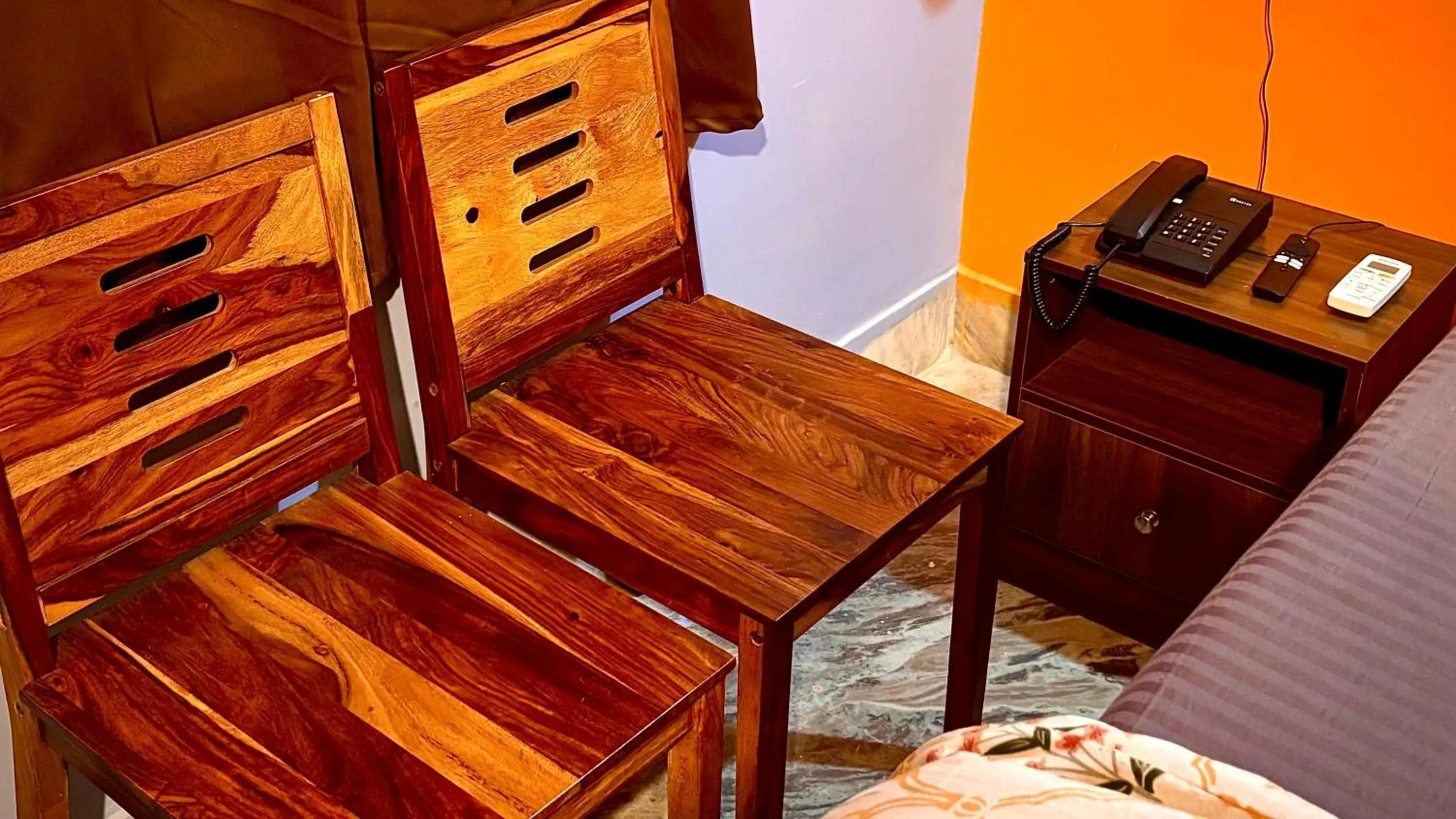 Bedroom, Bed in Dee Dash Inn