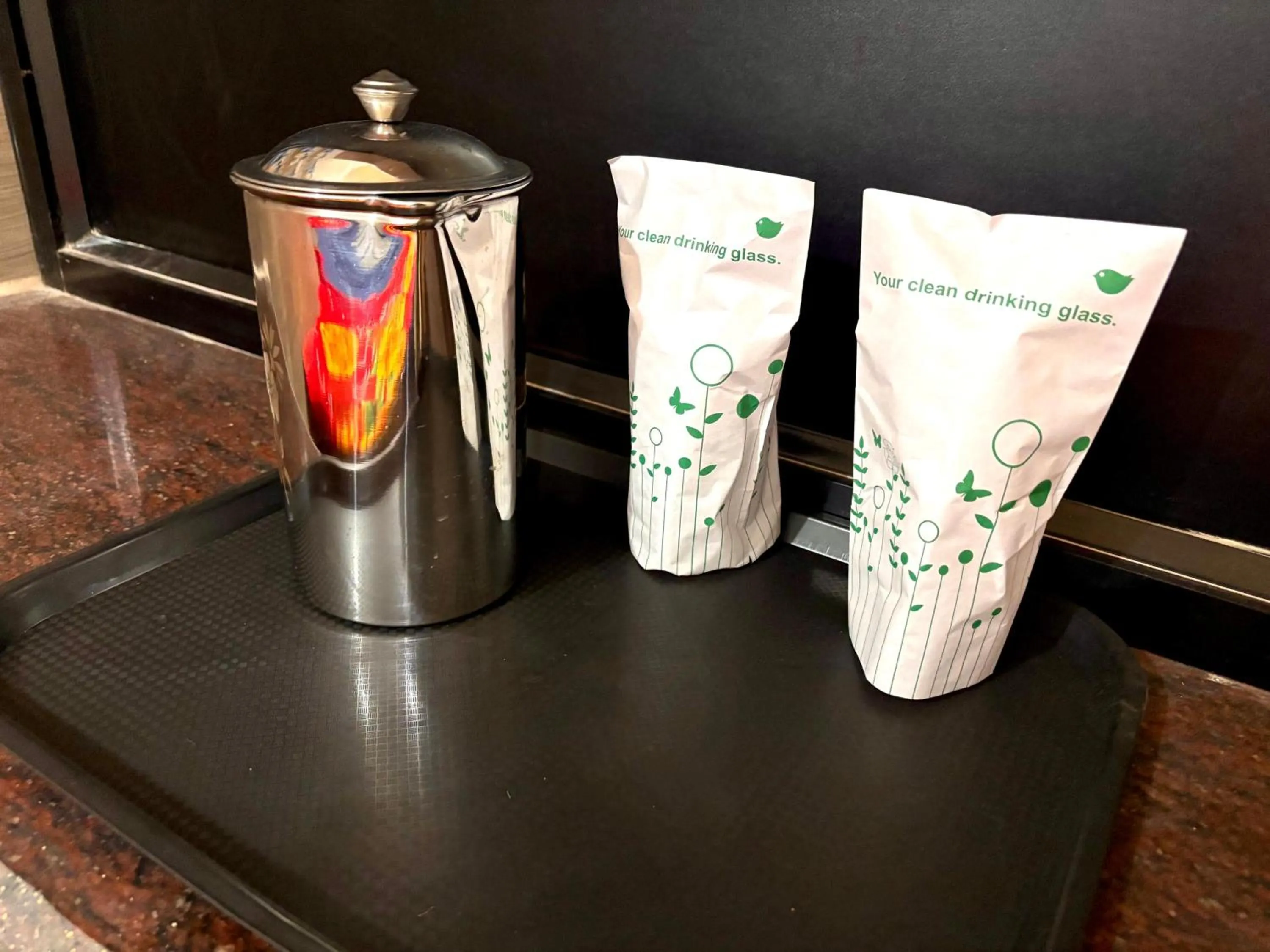 Coffee/tea facilities in Dee Dash Inn