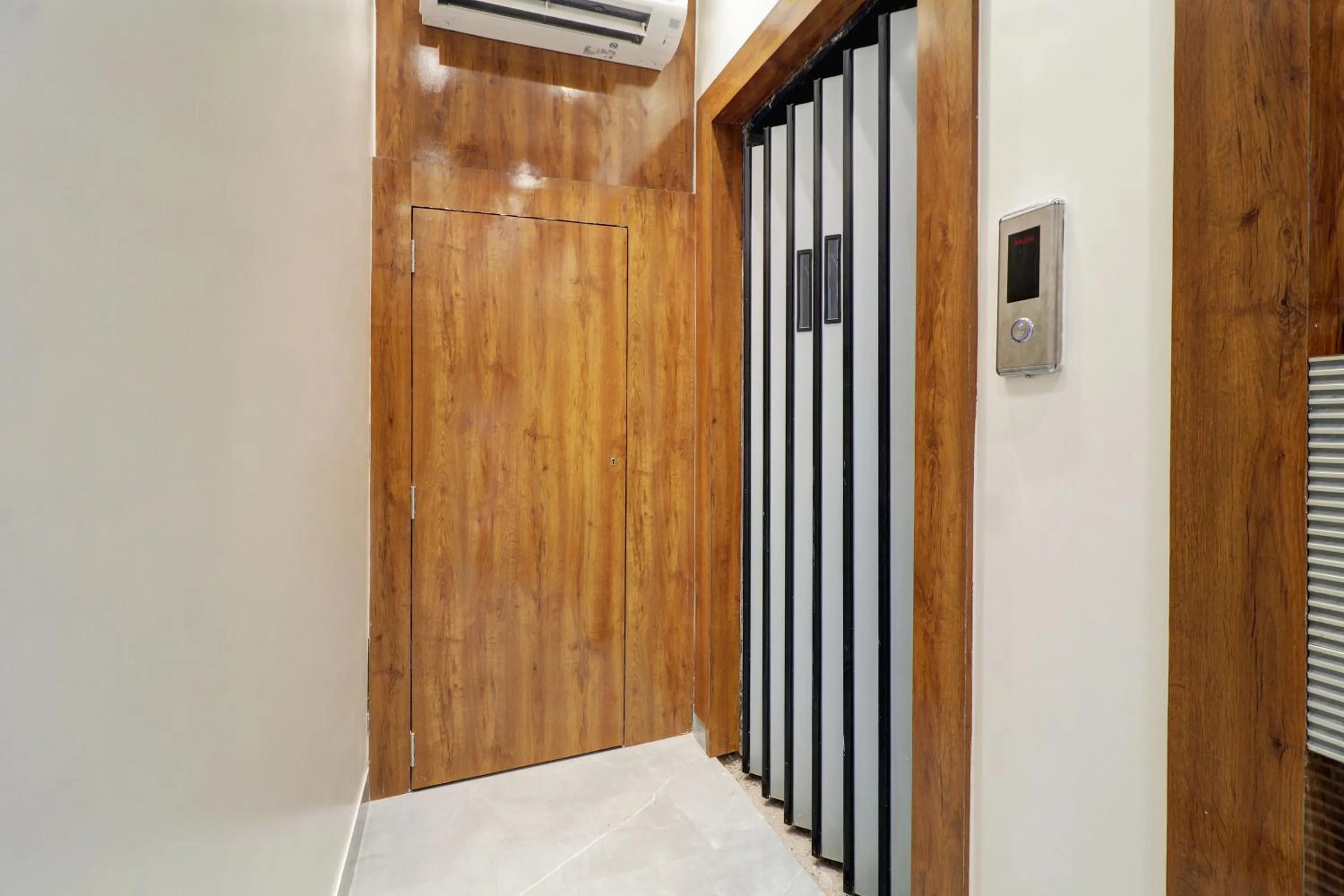 Lobby or reception in Hotel Enigma Inn