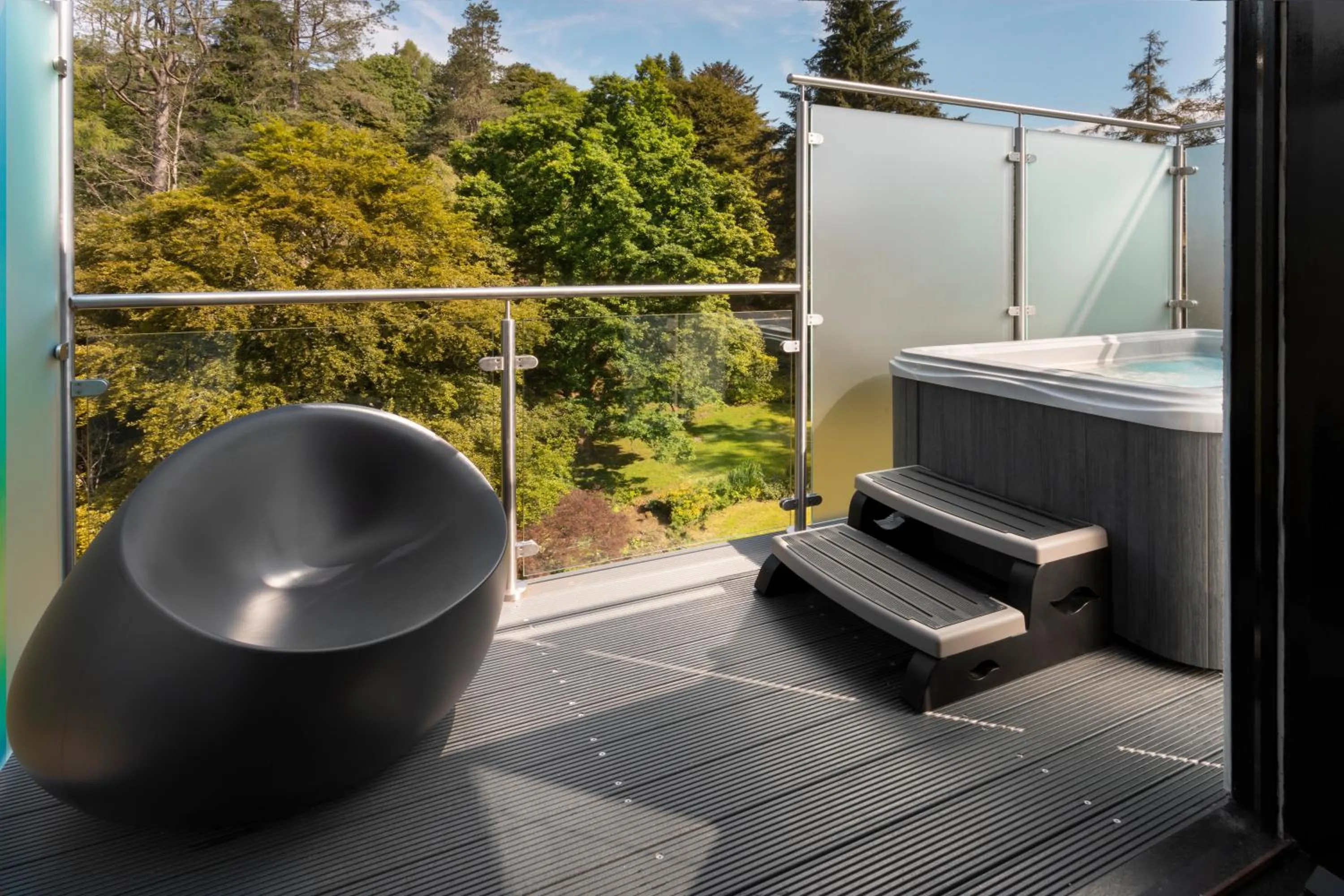 Hot Tub in Aphrodites Group - Luxury Hot Tub Suites in Central Lake District!