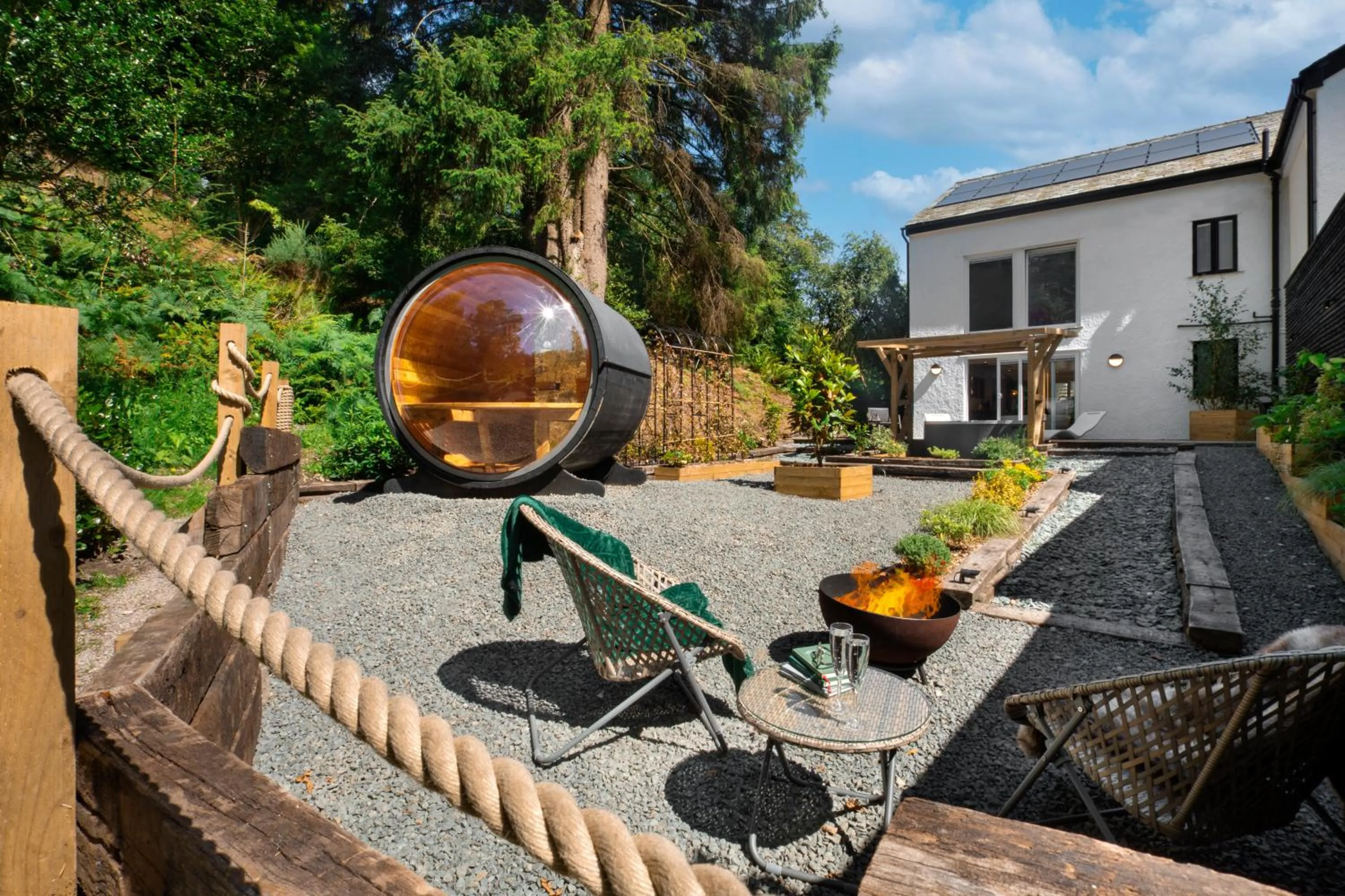 Aphrodites Group - Luxury Hot Tub Suites in Central Lake District!