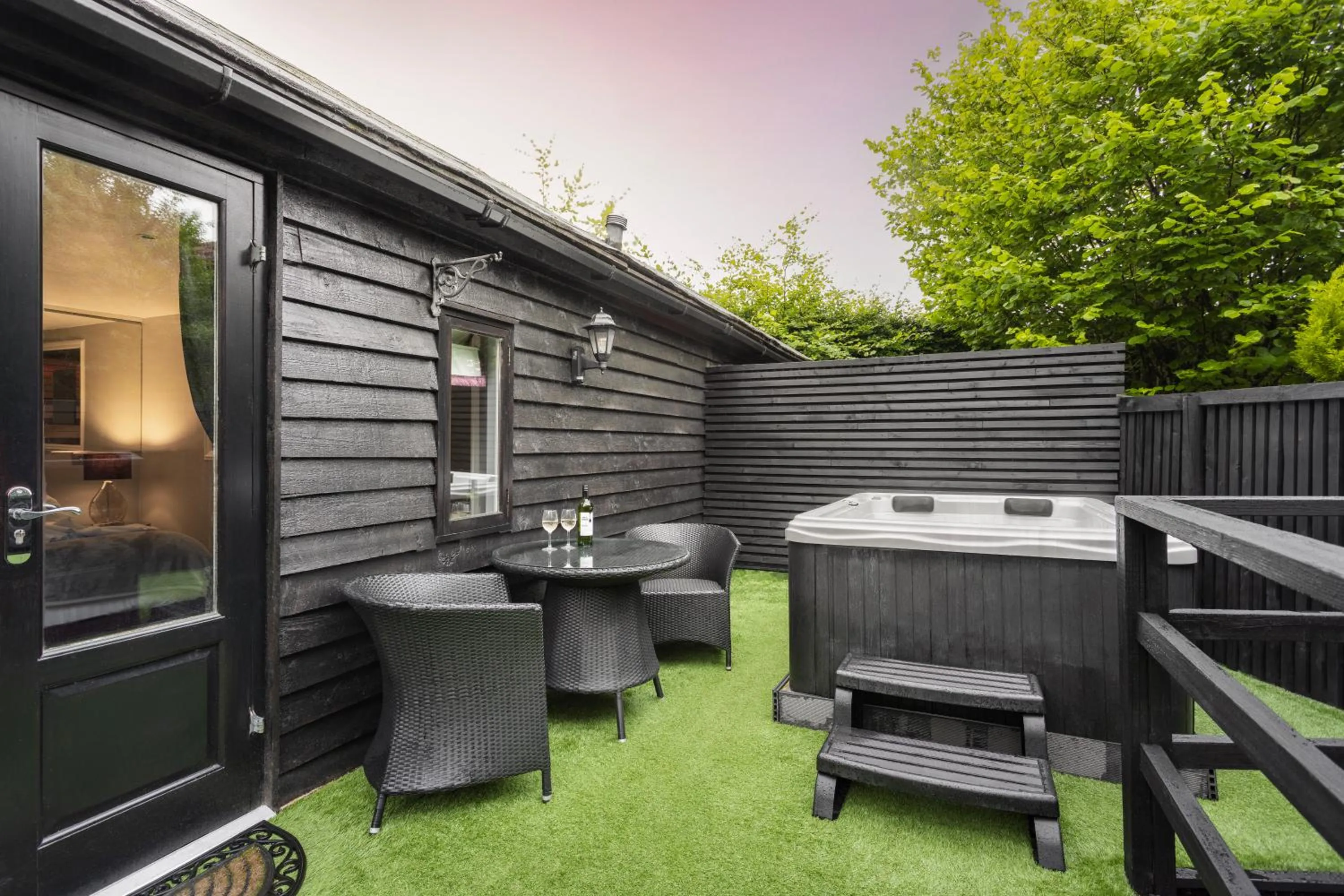 Aphrodites Group - Luxury Hot Tub Suites in Central Lake District!